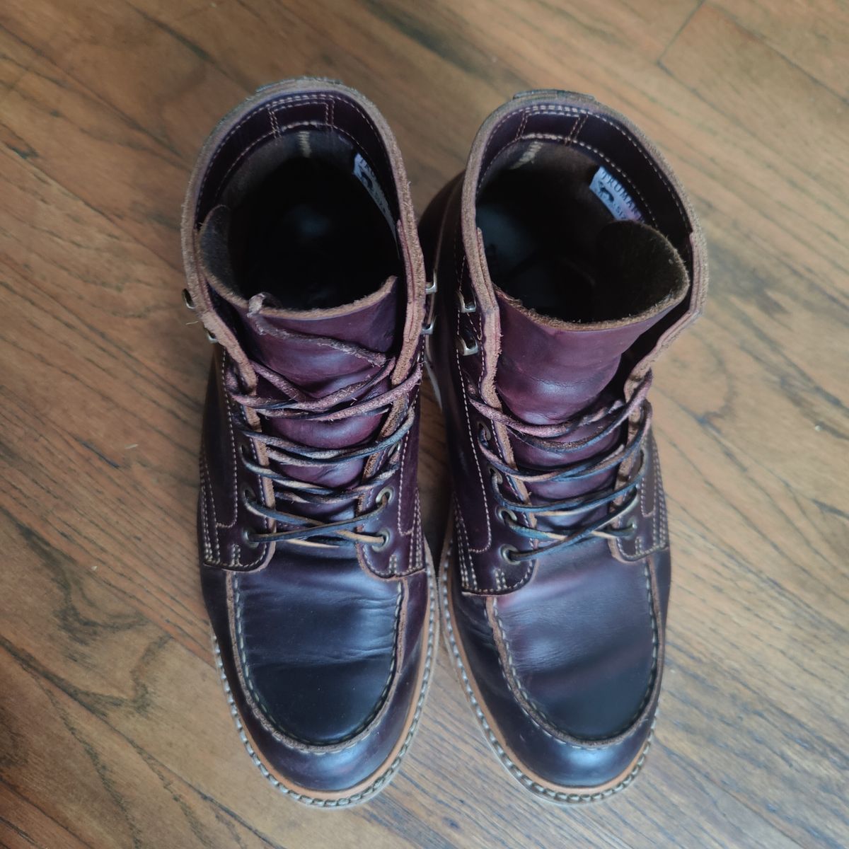Photo by nicktamura on February 2, 2024 of the Truman Moc Toe in Seidel Oxblood Double Shot.