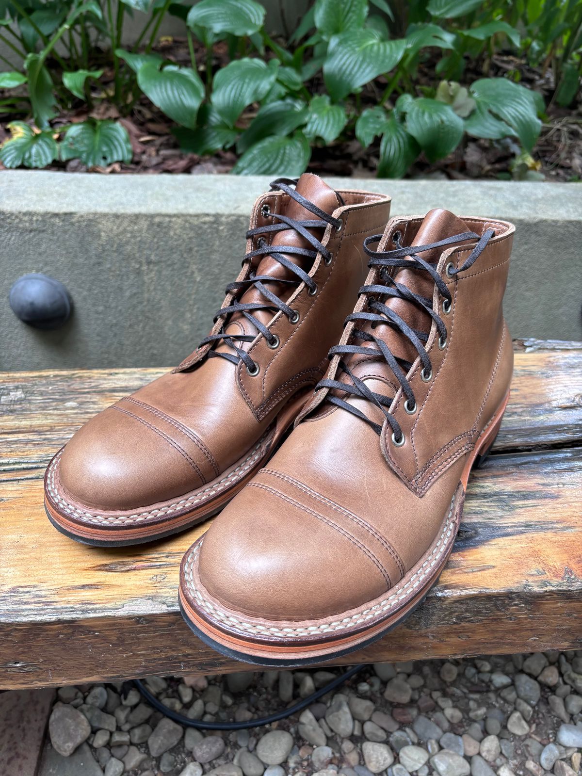 Photo by Way2Jeff on October 2, 2024 of the White's Semi-Dress in Horween Natural Chromexcel.