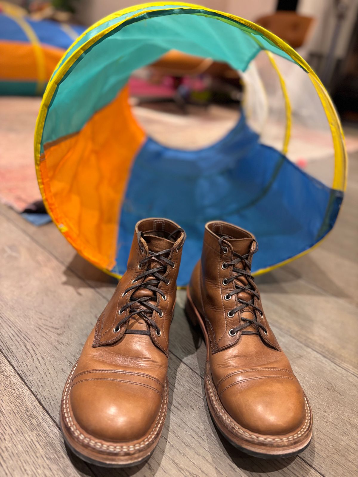 Photo by Way2Jeff on February 5, 2025 of the White's Semi-Dress in Horween Natural Chromexcel.