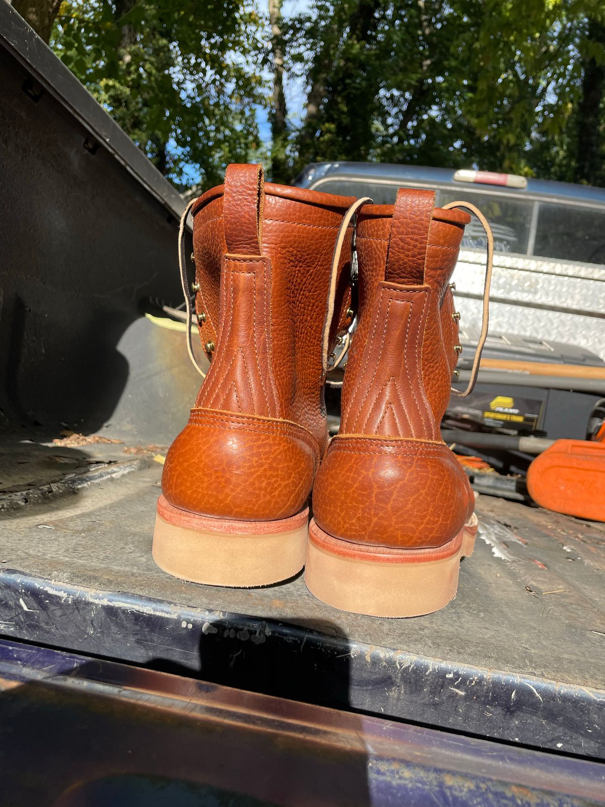 Photo by matthewclark on October 1, 2022 of the Nicks Traveler in Horween Natural Bison.
