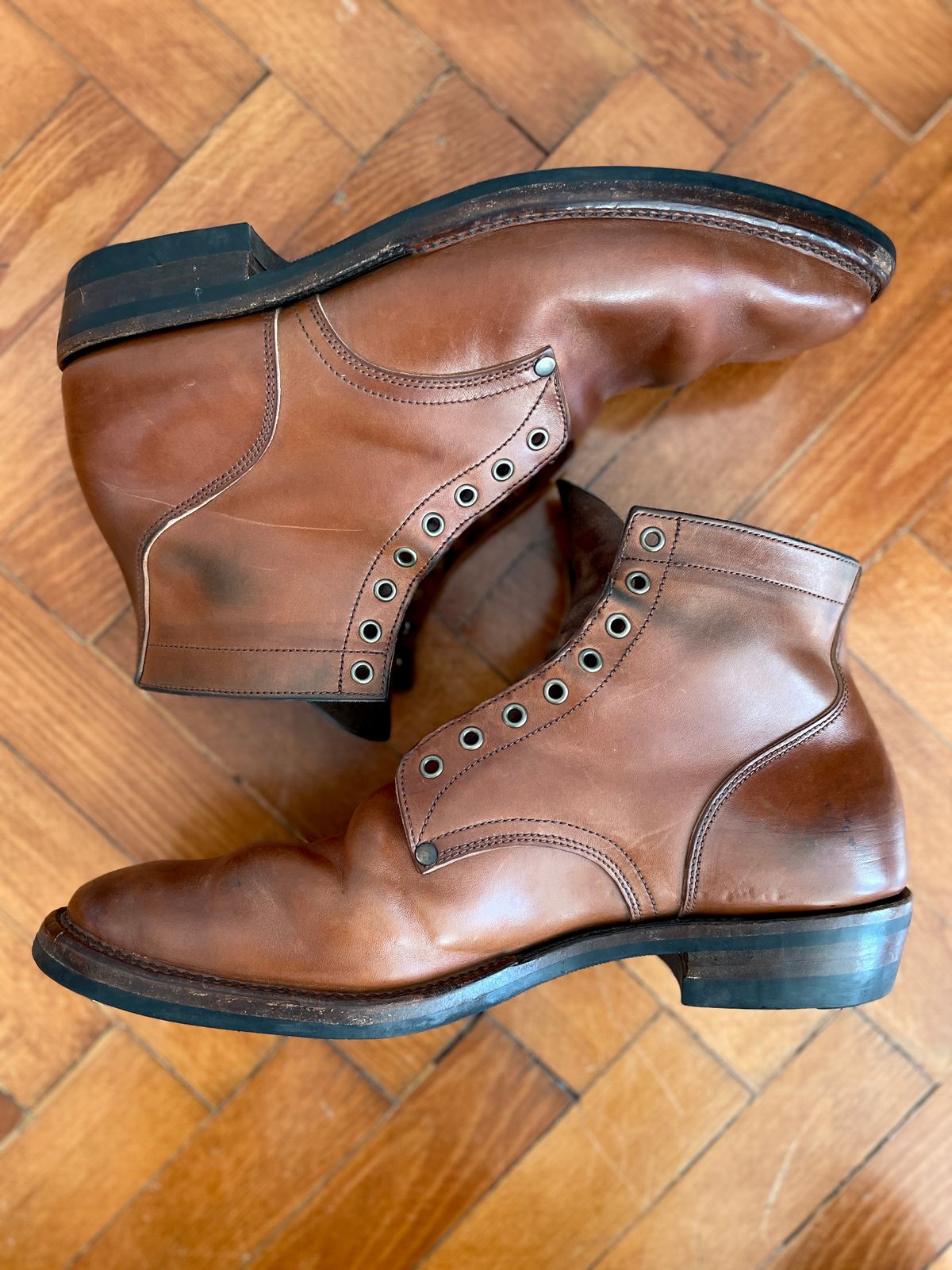 Photo by soleprofessor on February 4, 2023 of the NF Bootmaker Milton Boot in Maryam Toscanello Horsebutt.