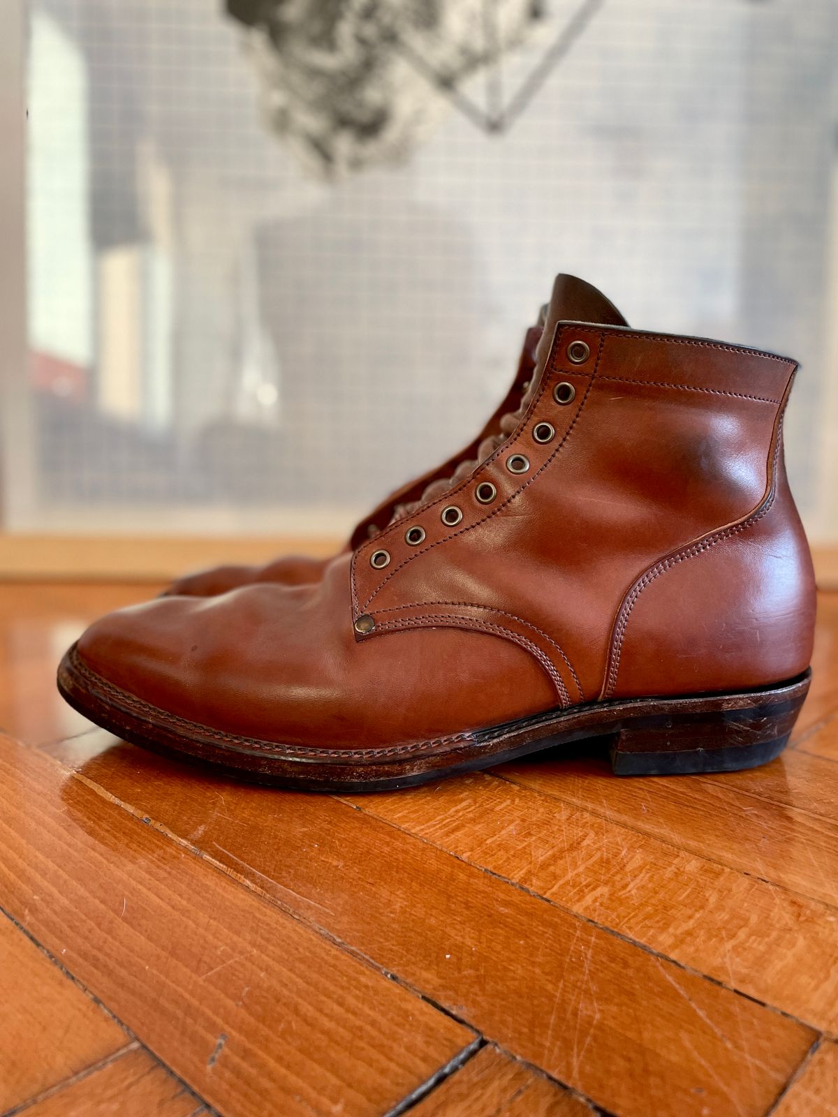 Photo by soleprofessor on March 5, 2023 of the NF Bootmaker Milton Boot in Maryam Toscanello Horsebutt.