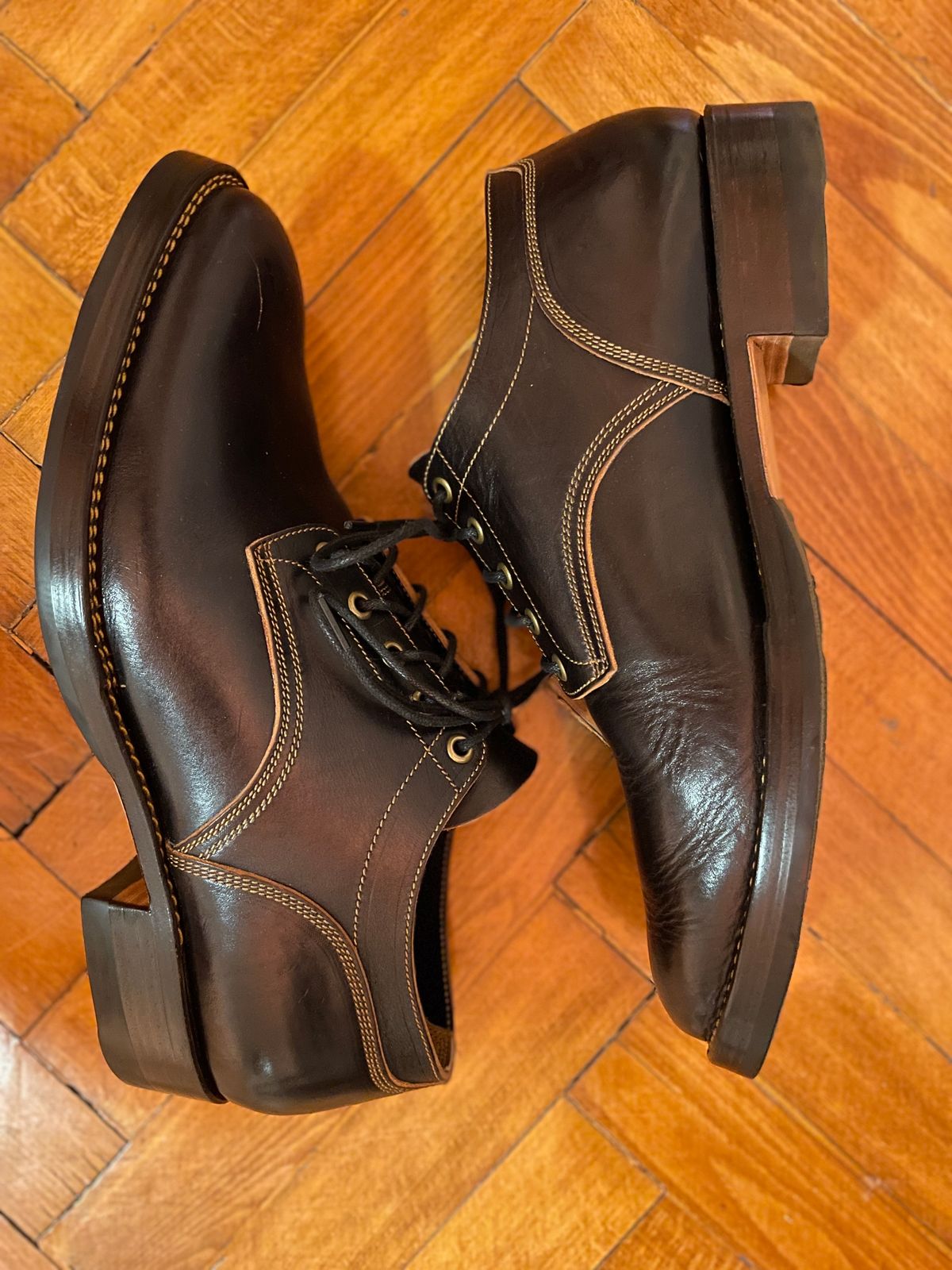 Photo by soleprofessor on October 1, 2023 of the Onderhoud LVL01 Derby Boot in Badalassi Carlo Cognac Minerva.