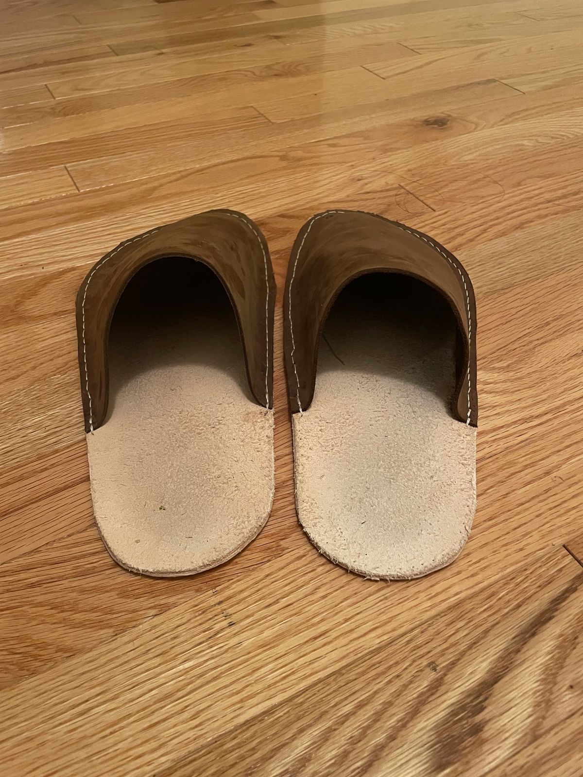 Photo by LastOfTheMohicans on October 6, 2023 of the Home Made Slipper in S.B. Foot Brown Spitfire.