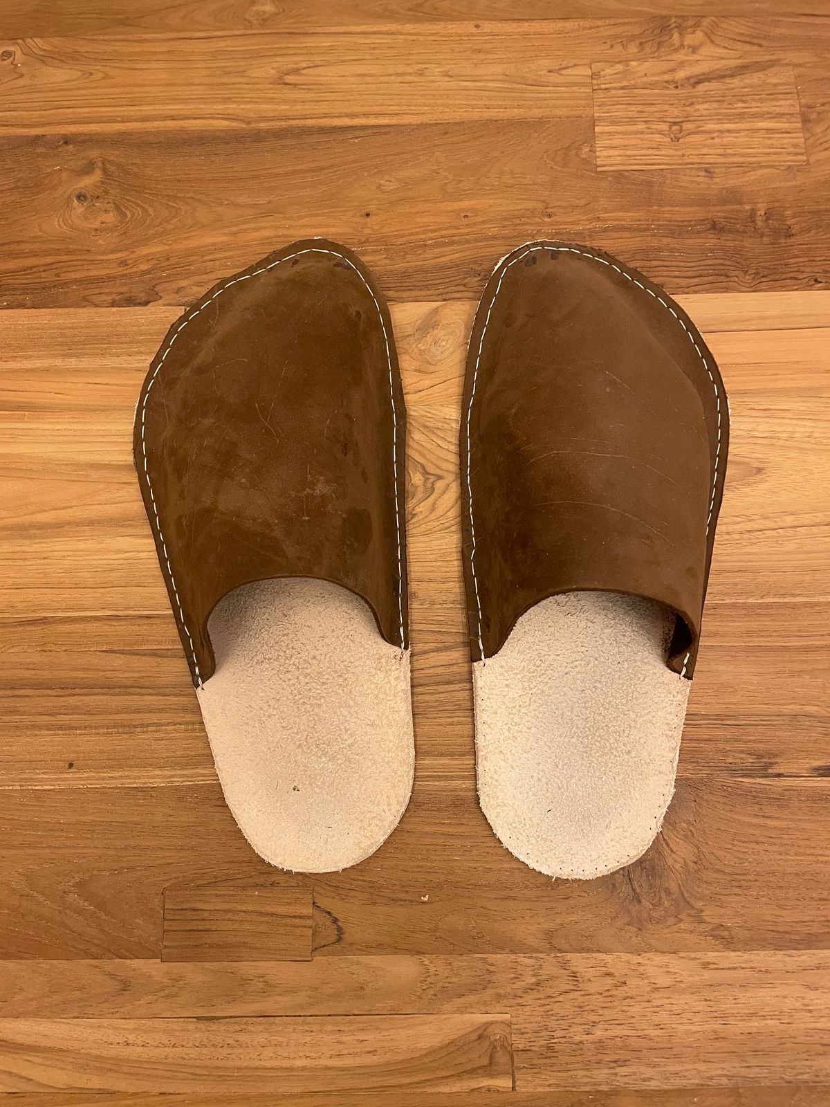 Photo by LastOfTheMohicans on October 6, 2023 of the Home Made Slipper in S.B. Foot Brown Spitfire.