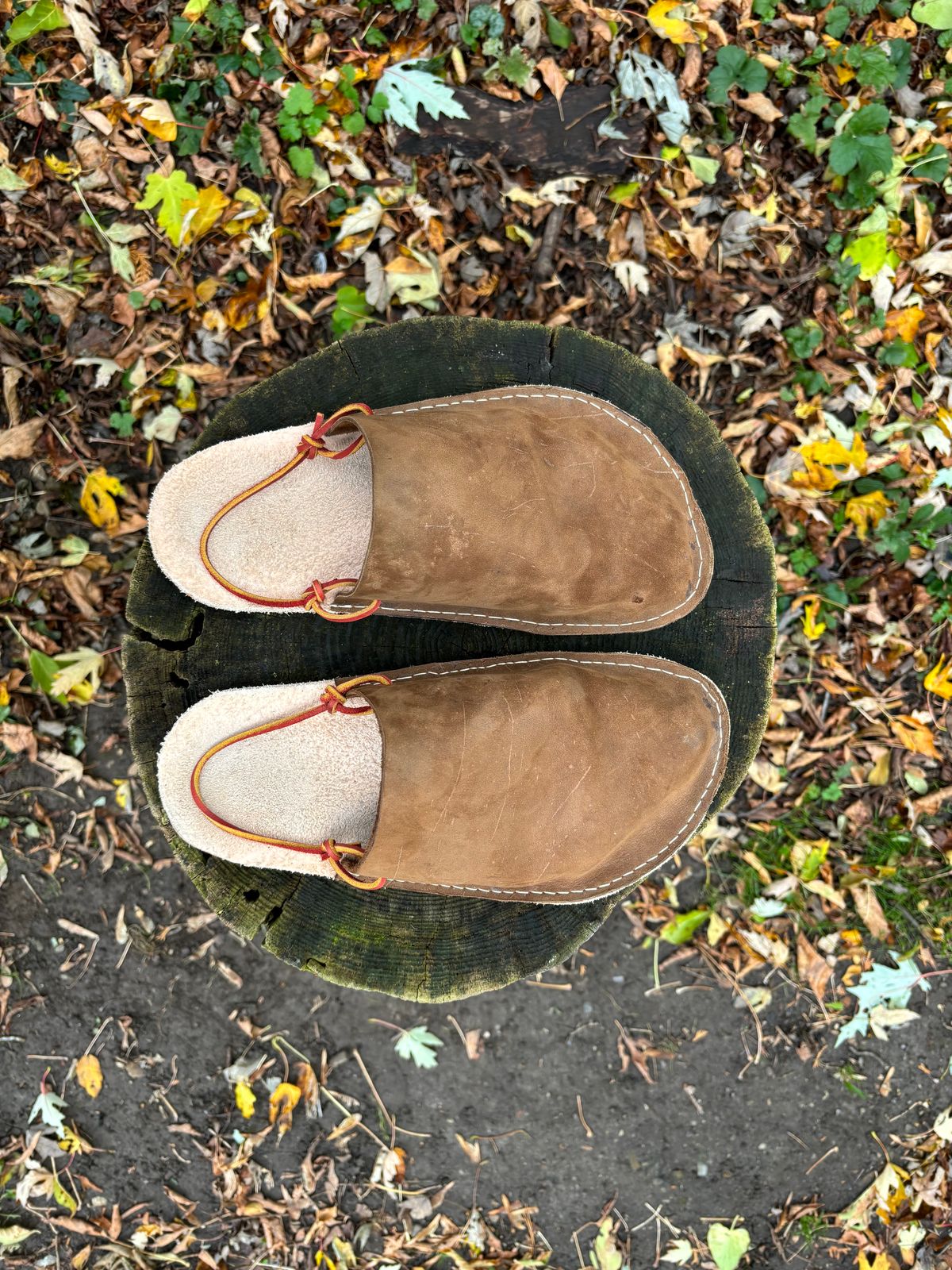 Photo by LastOfTheMohicans on November 4, 2023 of the Home Made Slipper in S.B. Foot Brown Spitfire.