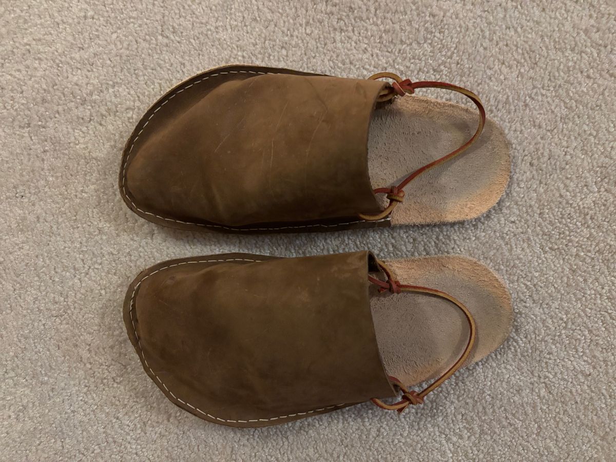 Photo by LastOfTheMohicans on December 1, 2023 of the Home Made Slipper in S.B. Foot Brown Spitfire.