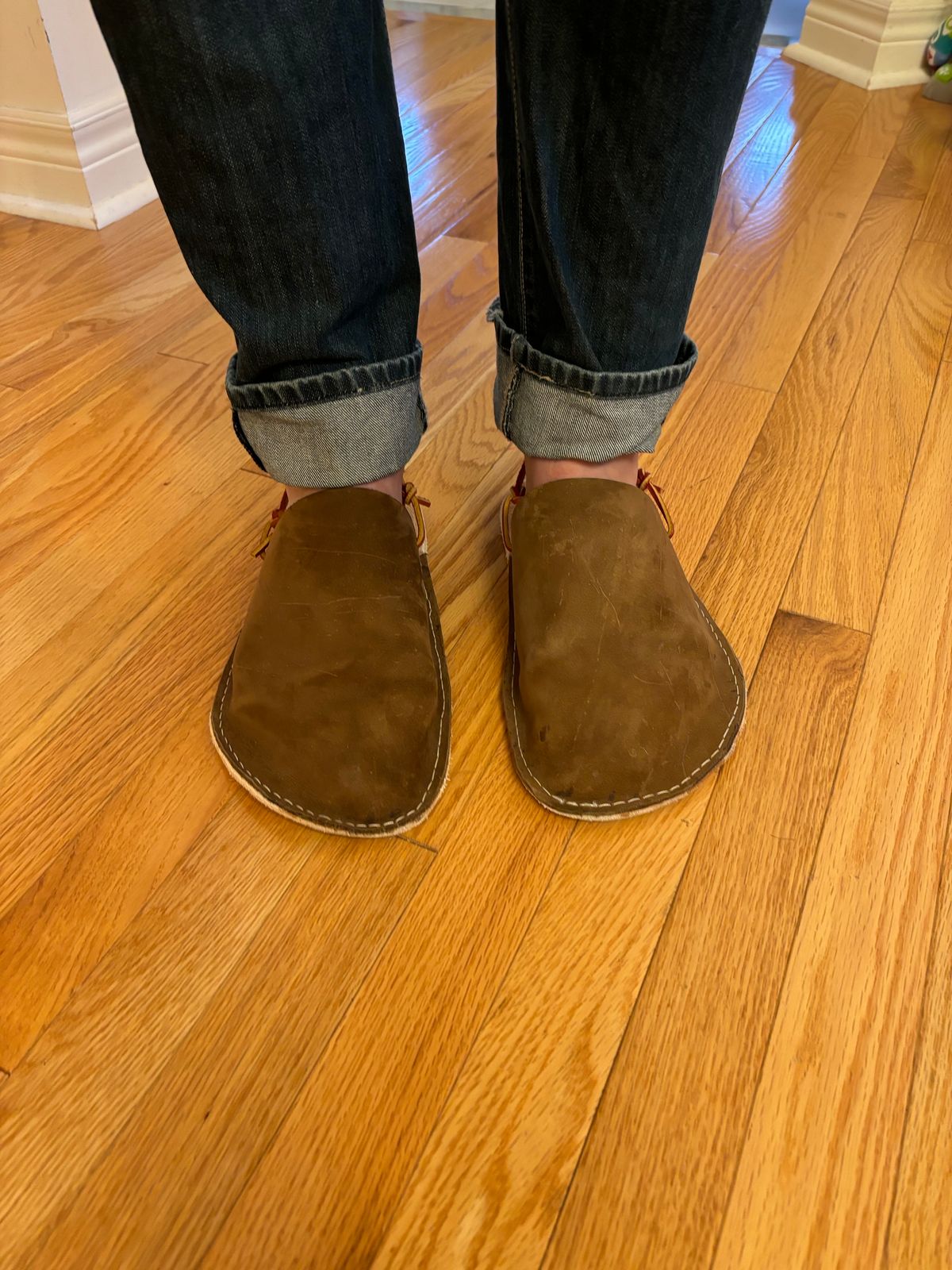 Photo by LastOfTheMohicans on January 3, 2024 of the Home Made Slipper in S.B. Foot Brown Spitfire.