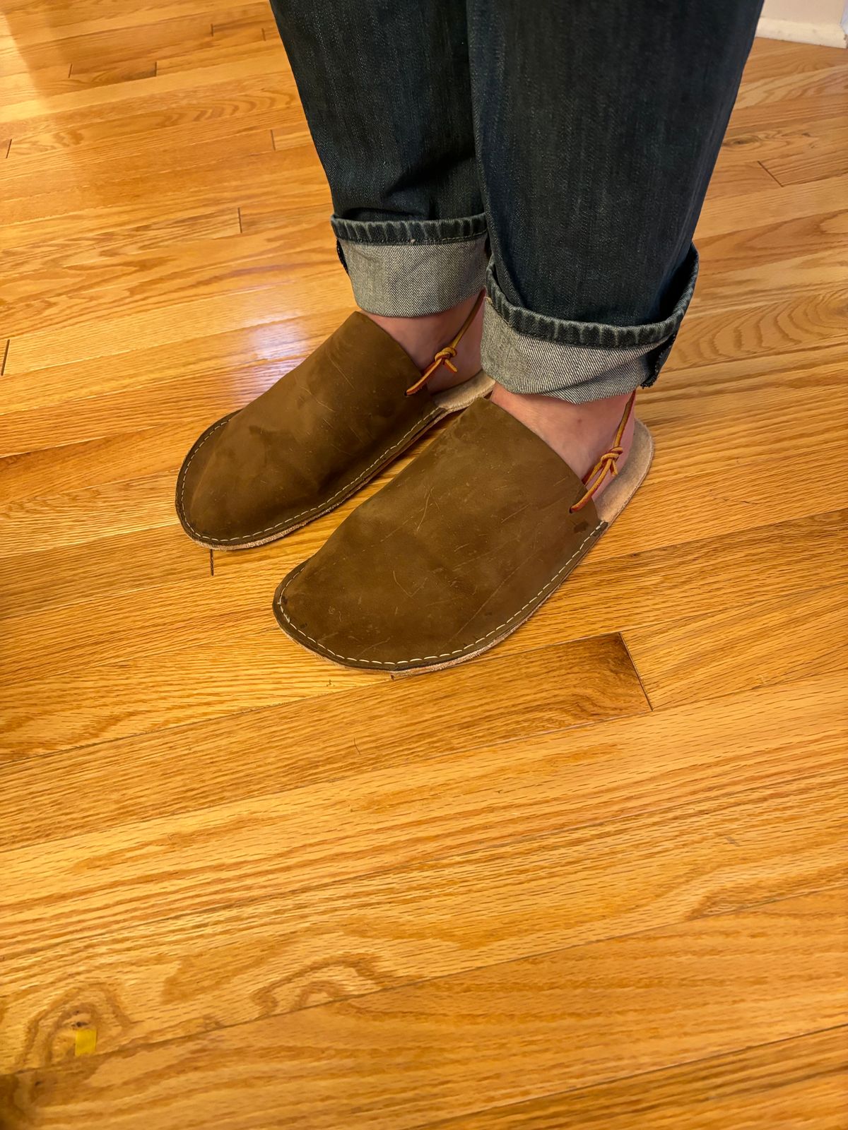 Photo by LastOfTheMohicans on January 3, 2024 of the Home Made Slipper in S.B. Foot Brown Spitfire.