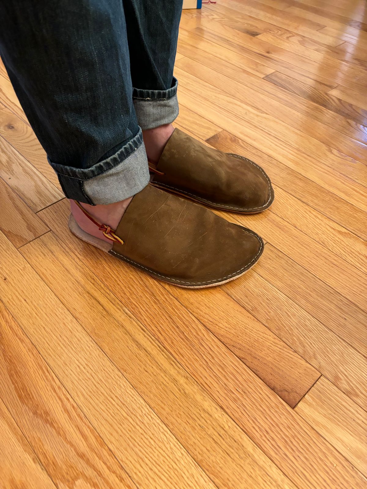 Photo by LastOfTheMohicans on January 3, 2024 of the Home Made Slipper in S.B. Foot Brown Spitfire.