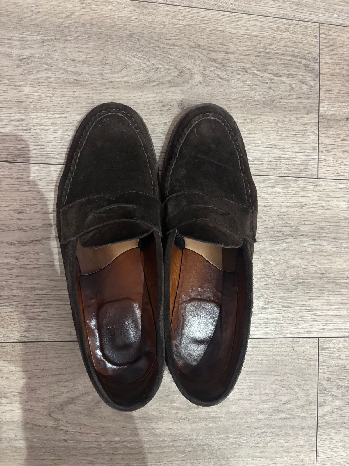 Photo by LastOfTheMohicans on February 5, 2025 of the Alden Leisure Handsewn Penny Loafer in Dark Brown Suede.