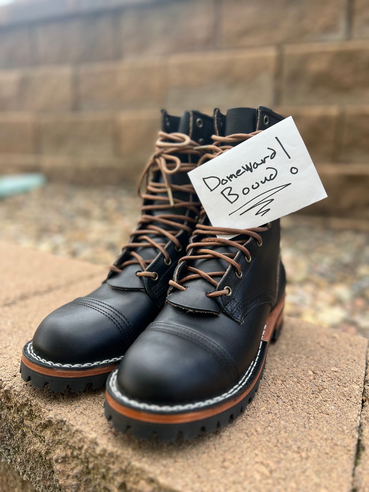 Photo by hopsandleather on October 2, 2023 of the Nicks MTO in Wickett & Craig Black Oiled Latigo.