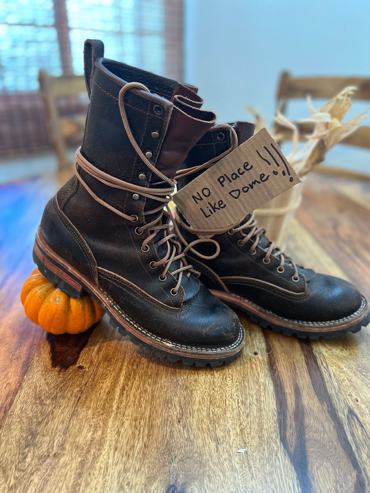 Photo by hopsandleather on November 1, 2022 of the Nicks Lace To Toe in Horween Brown Waxed Flesh.