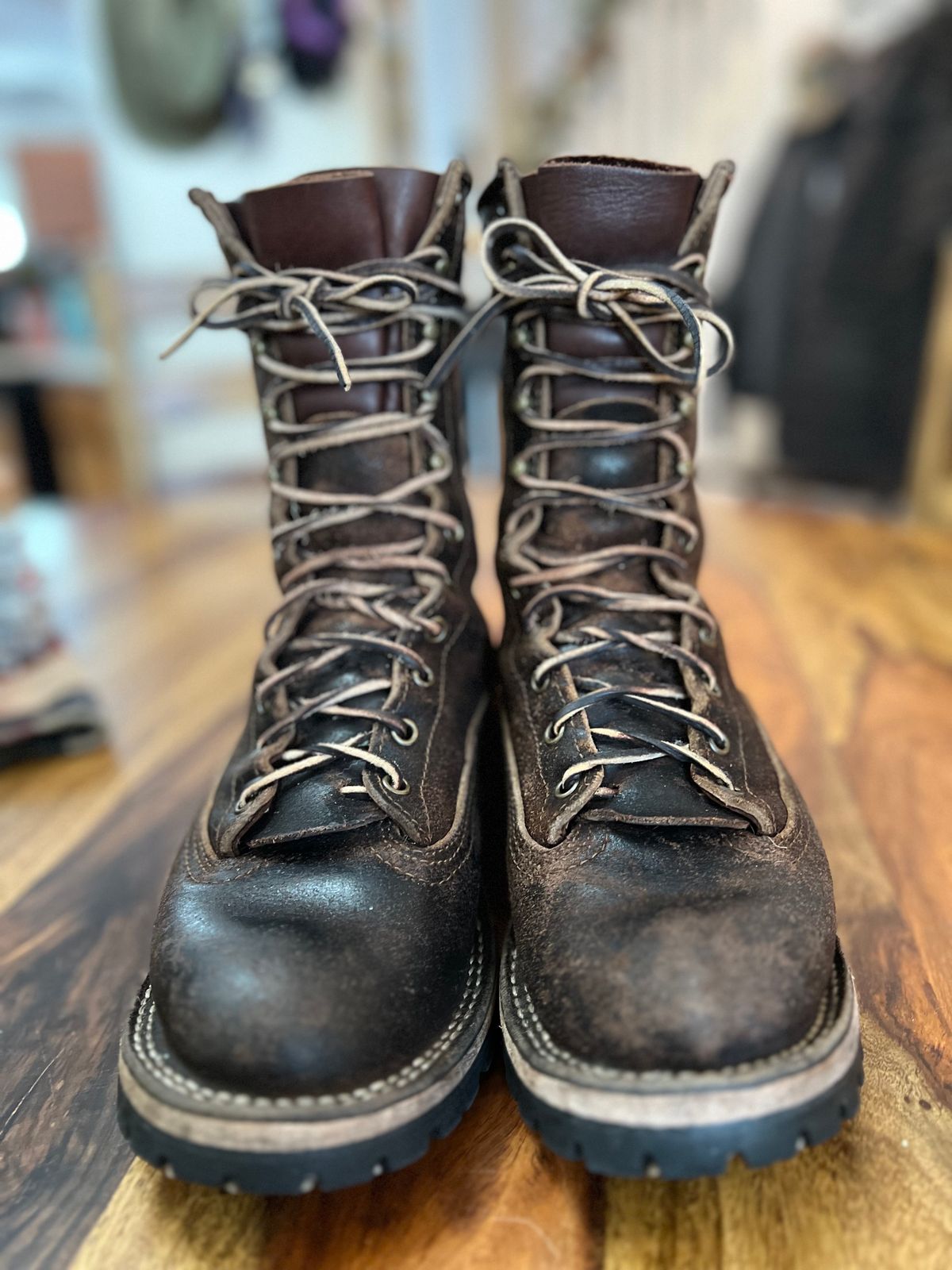 Photo by hopsandleather on January 3, 2023 of the Nicks Lace To Toe in Horween Brown Waxed Flesh.