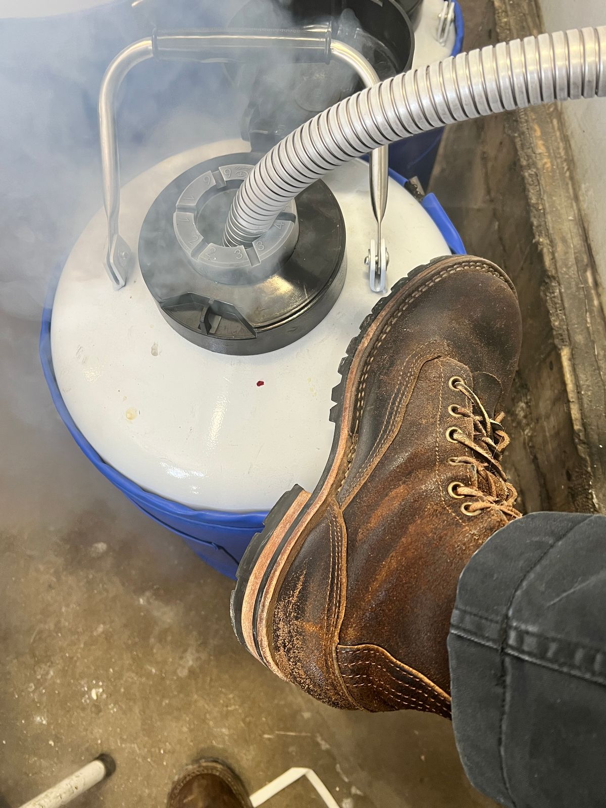 Photo by hopsandleather on March 4, 2023 of the Nicks Lace To Toe in Horween Brown Waxed Flesh.
