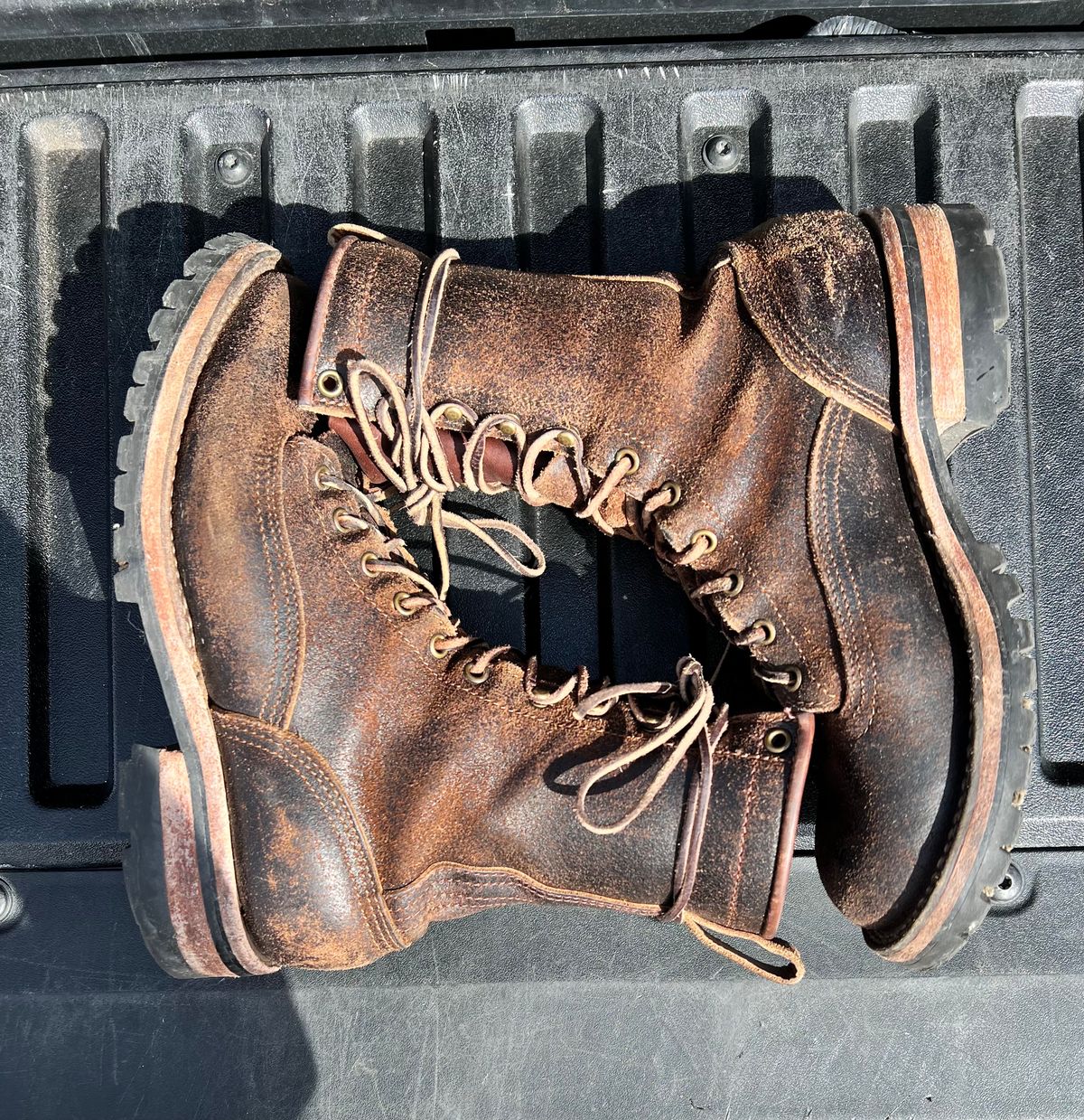 Photo by hopsandleather on March 4, 2023 of the Nicks Lace To Toe in Horween Brown Waxed Flesh.