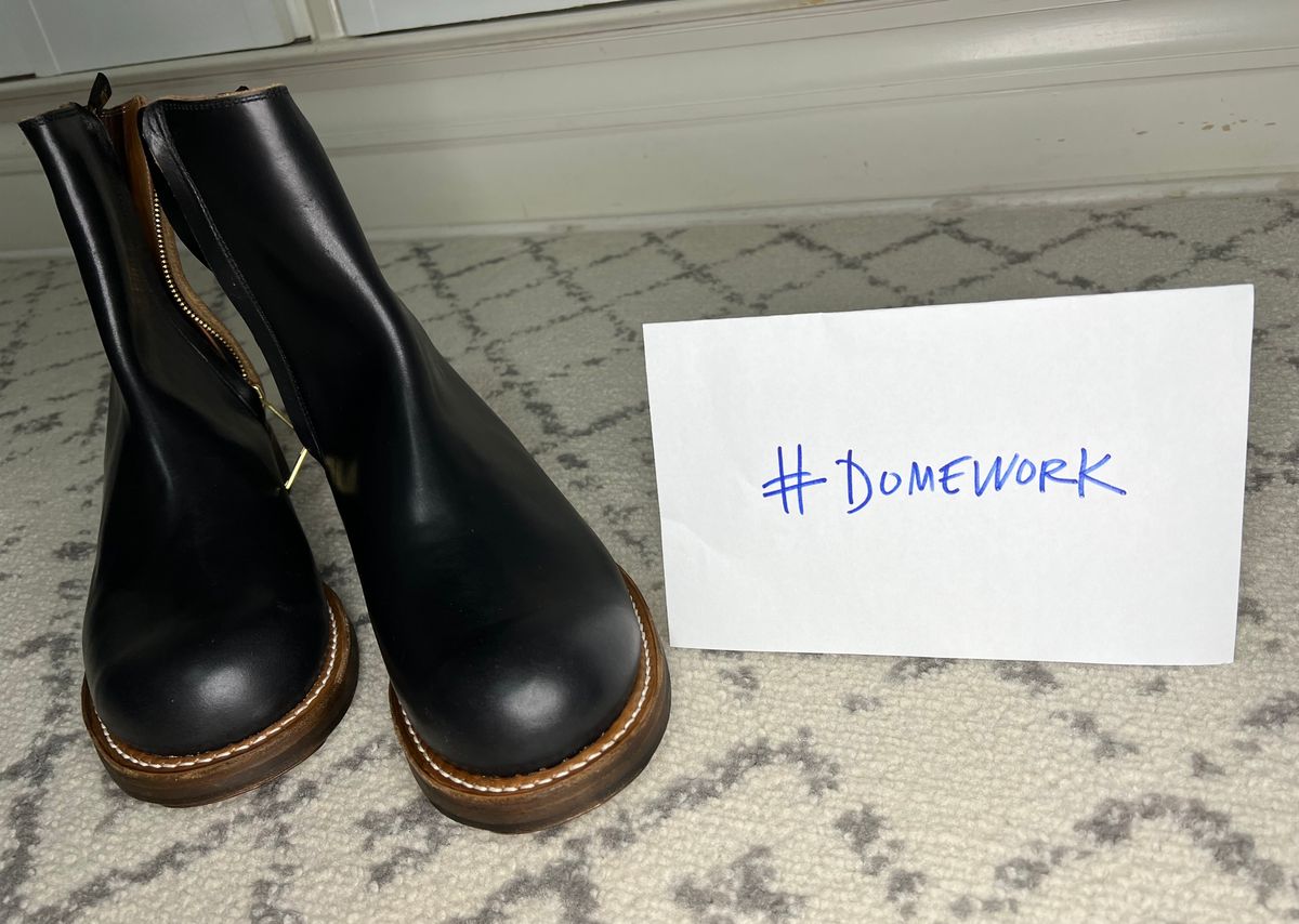 Photo by snakeplisskin on October 3, 2022 of the Rolling Dub Trio Casper Boot in Horween Black Teacore Chromexcel.