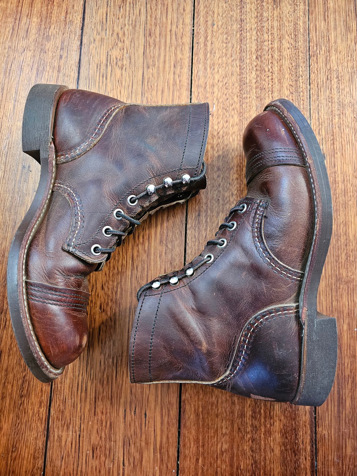 Photo by avizham on March 4, 2024 of the Red Wing Iron Ranger in S.B. Foot Copper Rough and Tough.