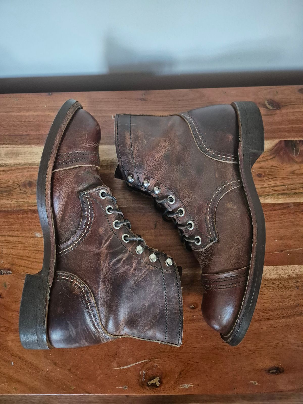 Photo by avizham on April 3, 2024 of the Red Wing Iron Ranger in S.B. Foot Copper Rough and Tough.