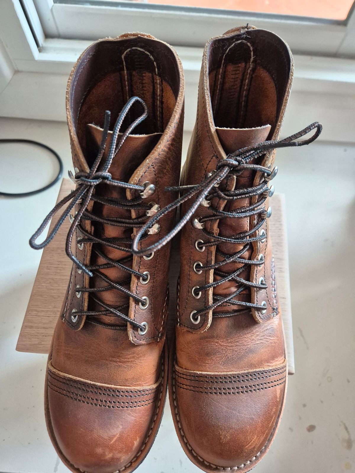 Photo by avizham on October 1, 2024 of the Red Wing Iron Ranger in S.B. Foot Copper Rough and Tough.