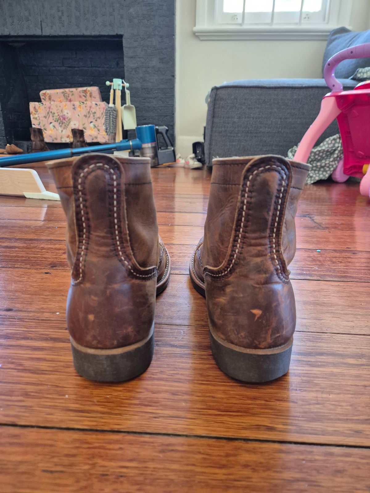 Photo by avizham on November 4, 2024 of the Red Wing Iron Ranger in S.B. Foot Copper Rough and Tough.