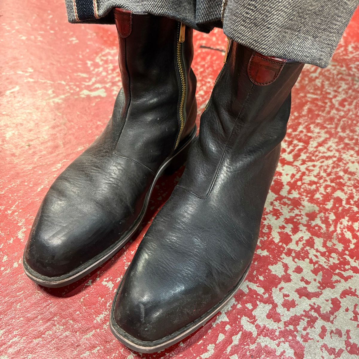 Photo by amara on November 4, 2024 of the Amara Hark-Weber Custom Model in Conceria Cloe Horse Front.