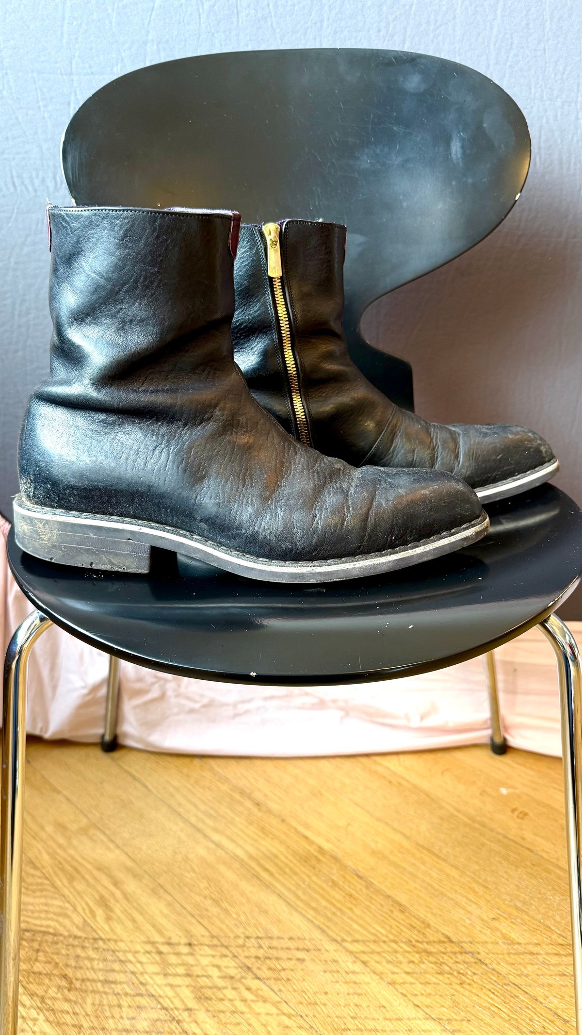 Photo by amara on March 2, 2025 of the Amara Hark-Weber Custom Model in Conceria Cloe Horse Front.
