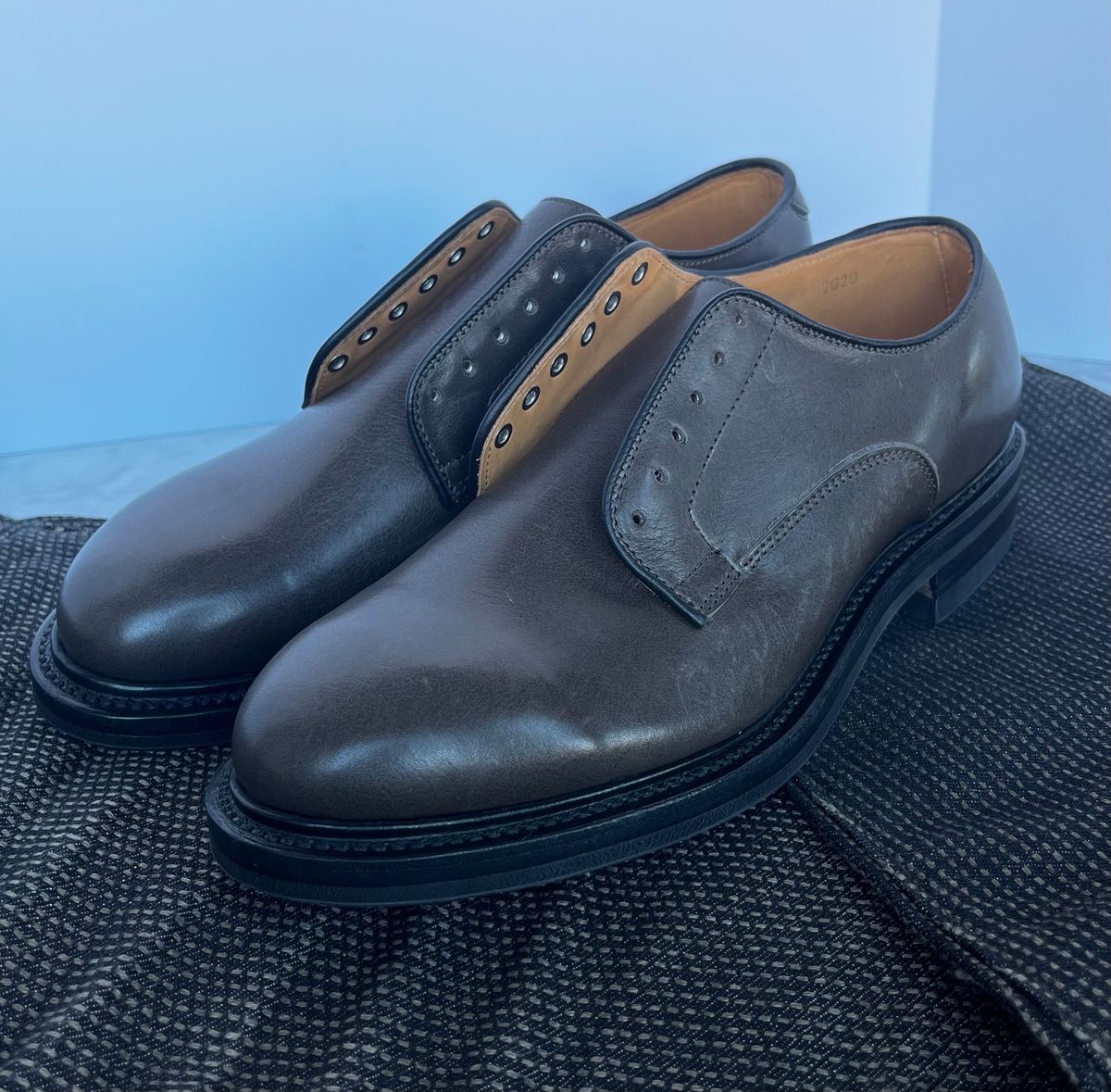 Photo by jamesherlihy on November 1, 2023 of the Viberg Derby Shoe in C.F. Stead Winter Smoke Classic Calf.