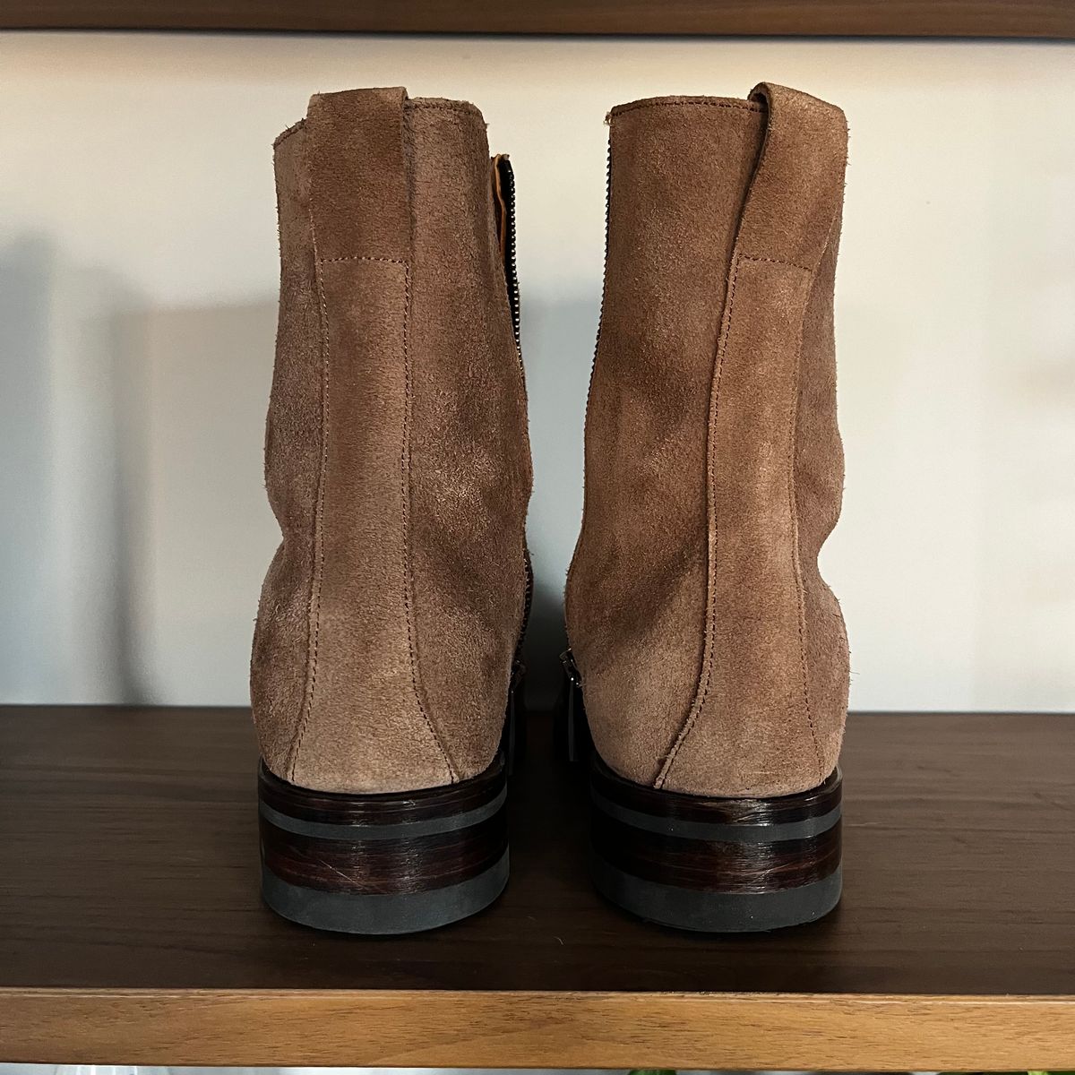 Photo by jamesherlihy on January 5, 2024 of the Viberg herald in Eco Veg Fallow Suede Roughout.