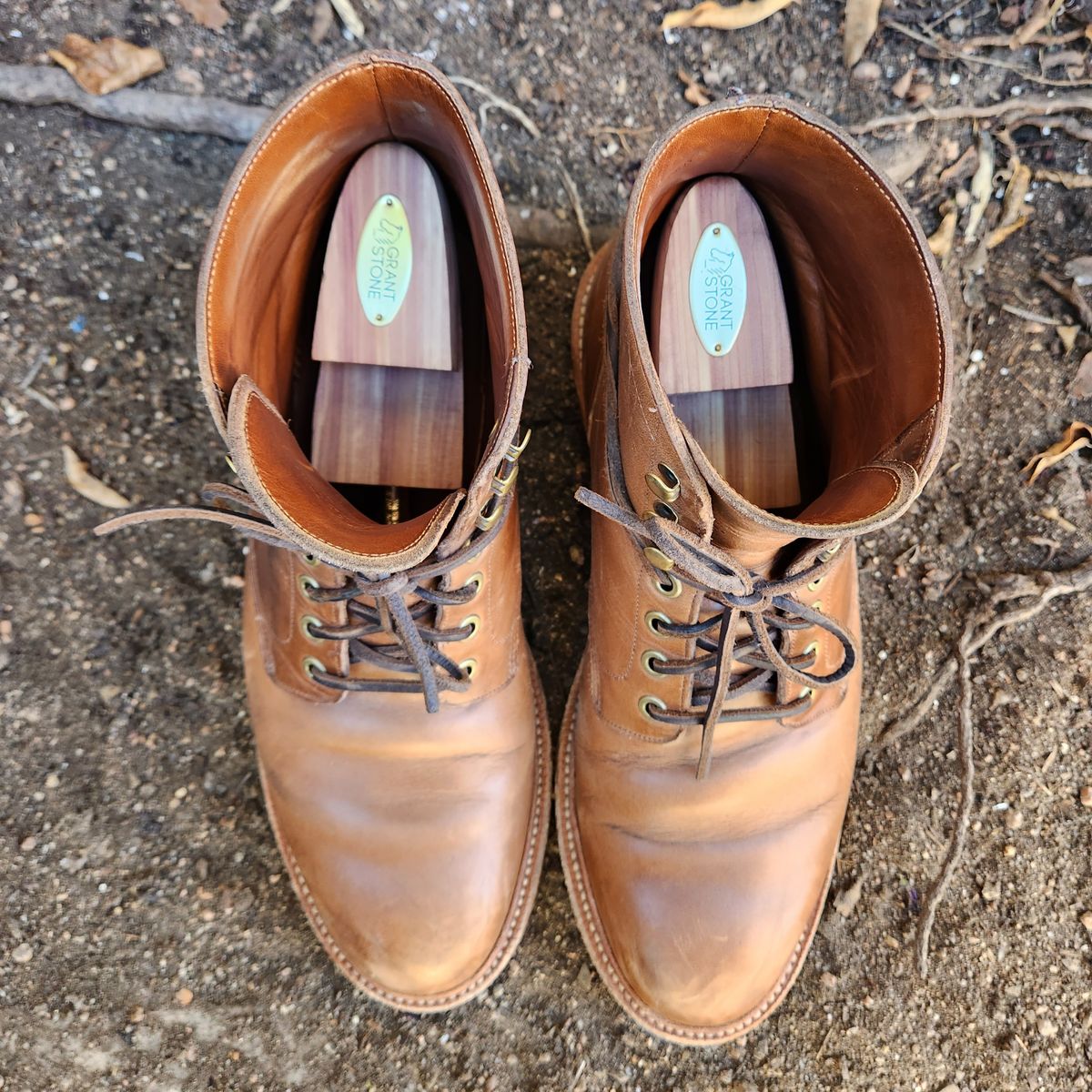 Photo by ejw on December 5, 2023 of the Grant Stone Diesel Boot in Horween Dune Chromexcel.