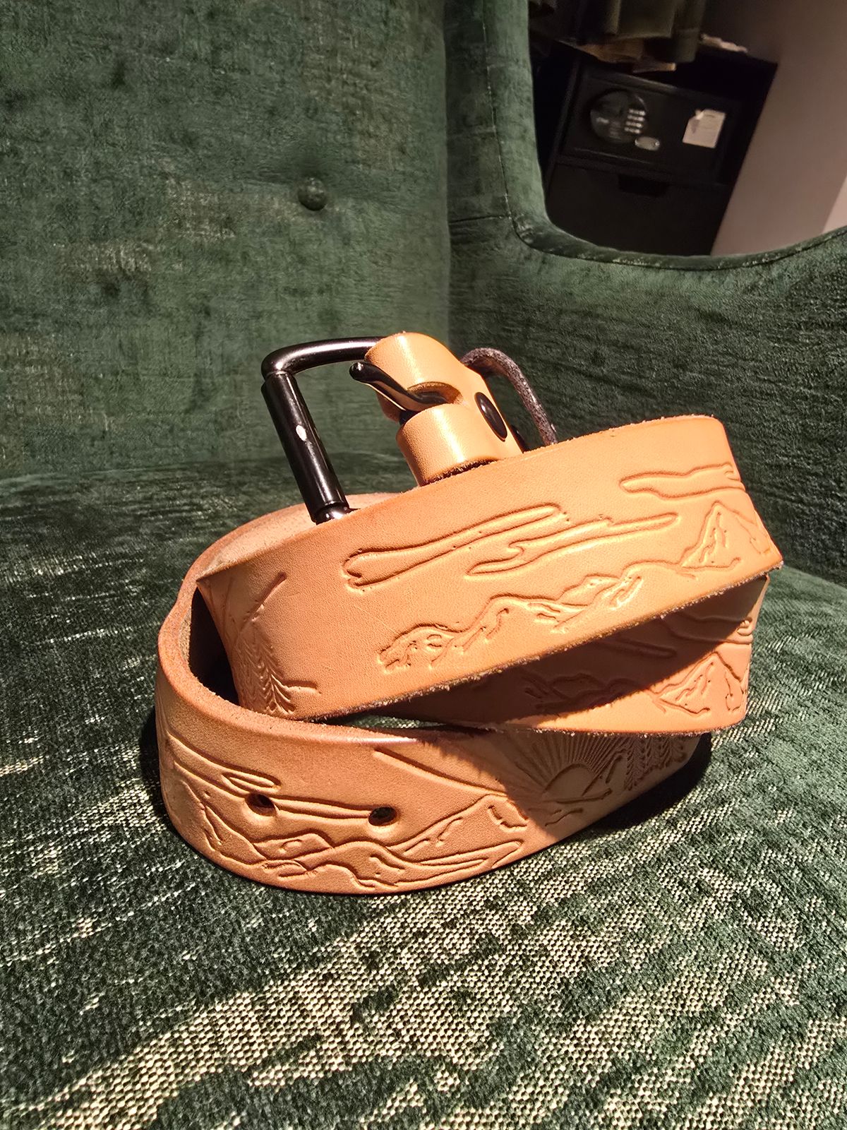 Photo by LouisvilleLeatherGuy on February 5, 2026 of the Ewing Dry Goods "Stamped Series" Minimalist Belt in Wickett & Craig Natural Veg Tan.