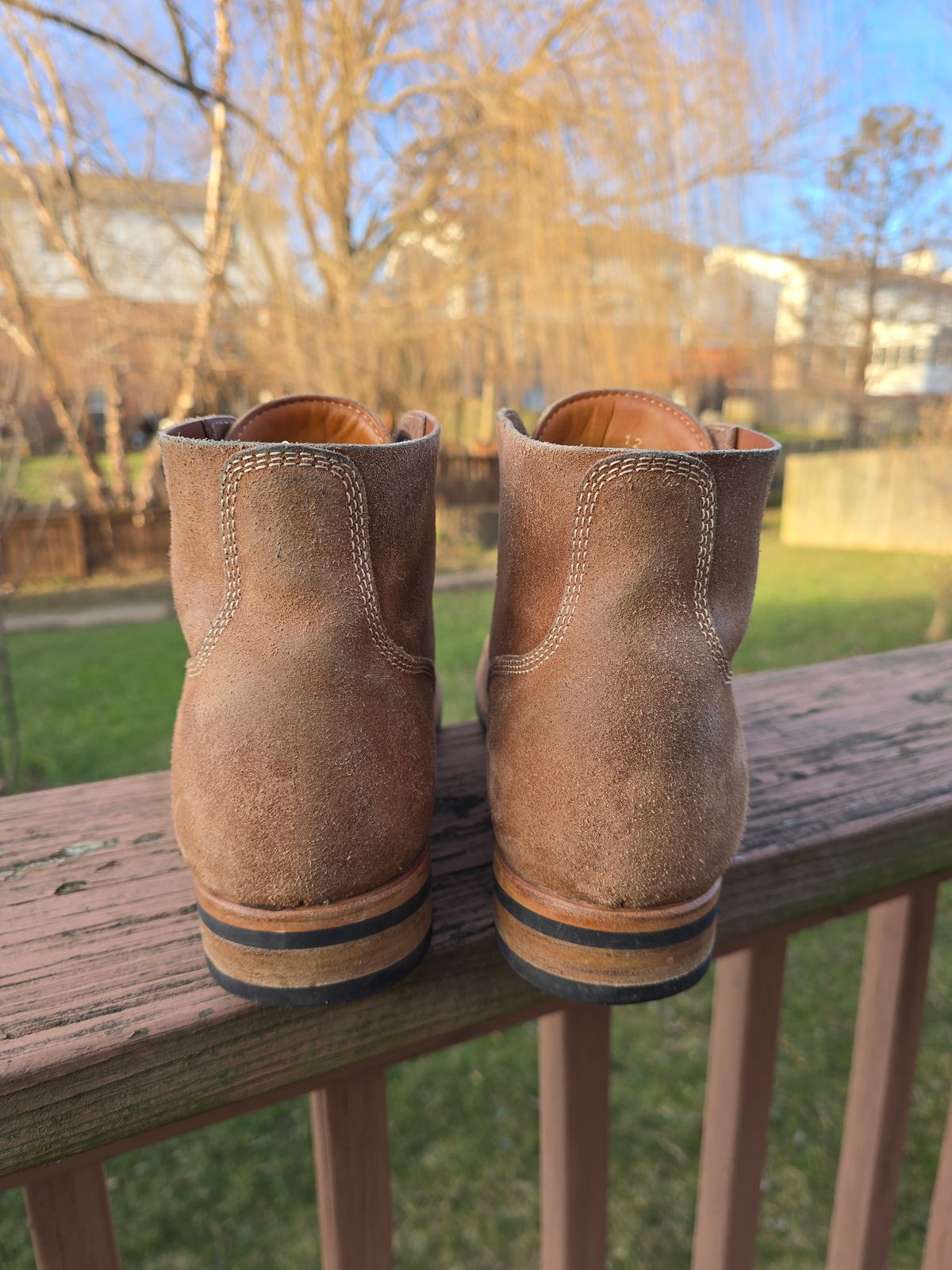 Photo by LouisvilleLeatherGuy on January 5, 2025 of the August Special Belliver Boot in Maryam Toscanello Waxed Reverse Horsebutt.