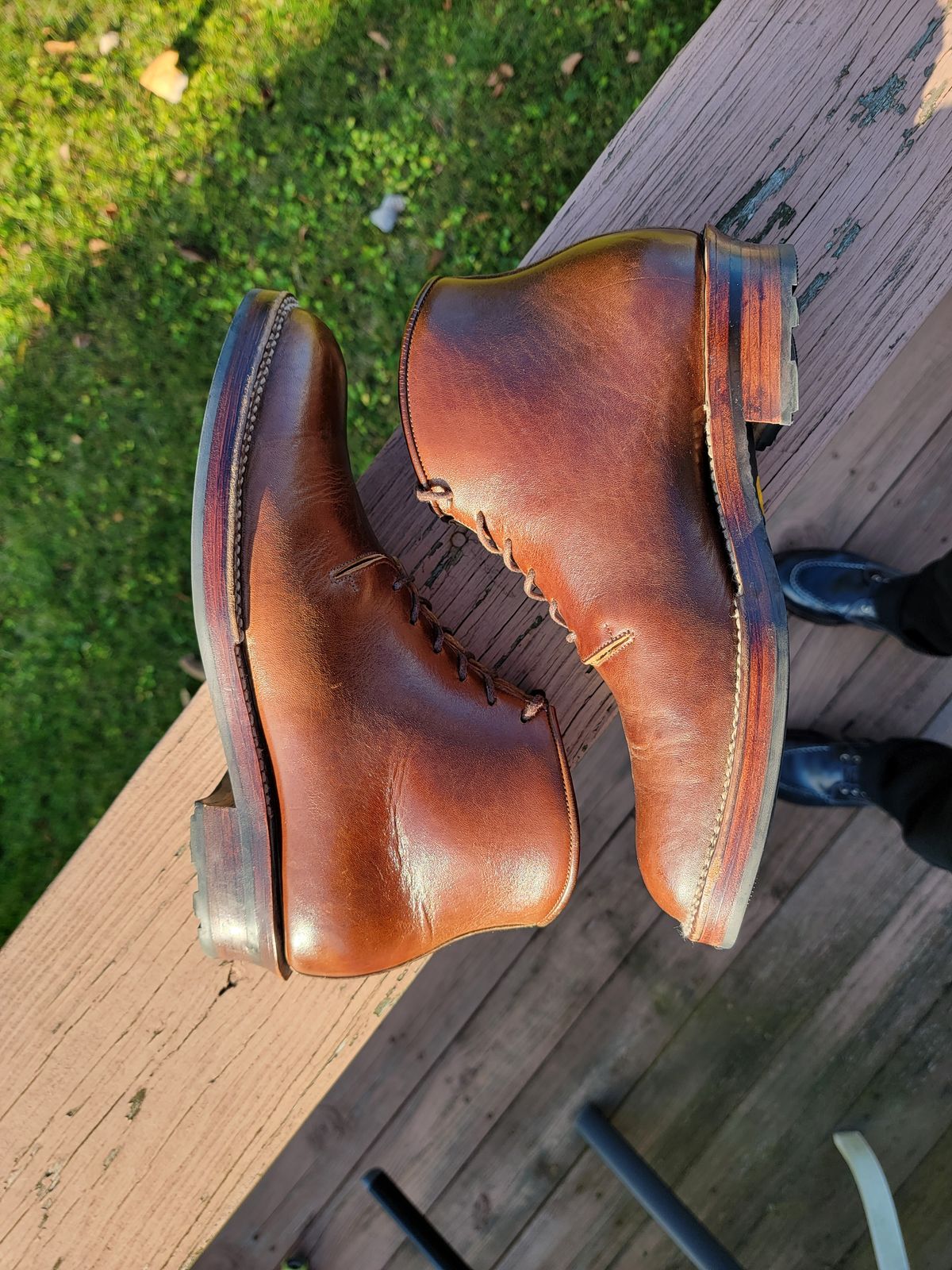 Photo by LouisvilleLeatherGuy on November 4, 2022 of the Midas Thunderboot II in Shinki Cognac Oiled Horsebutt.