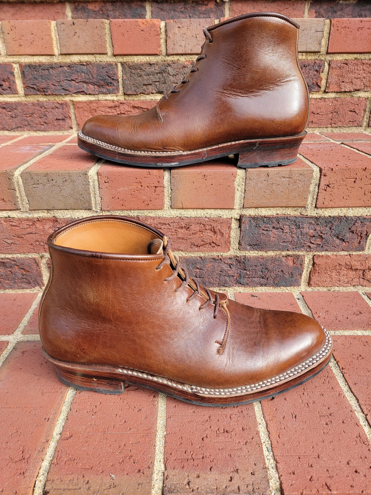 Photo by LouisvilleLeatherGuy on December 4, 2022 of the Midas Thunderboot II in Shinki Cognac Oiled Horsebutt.
