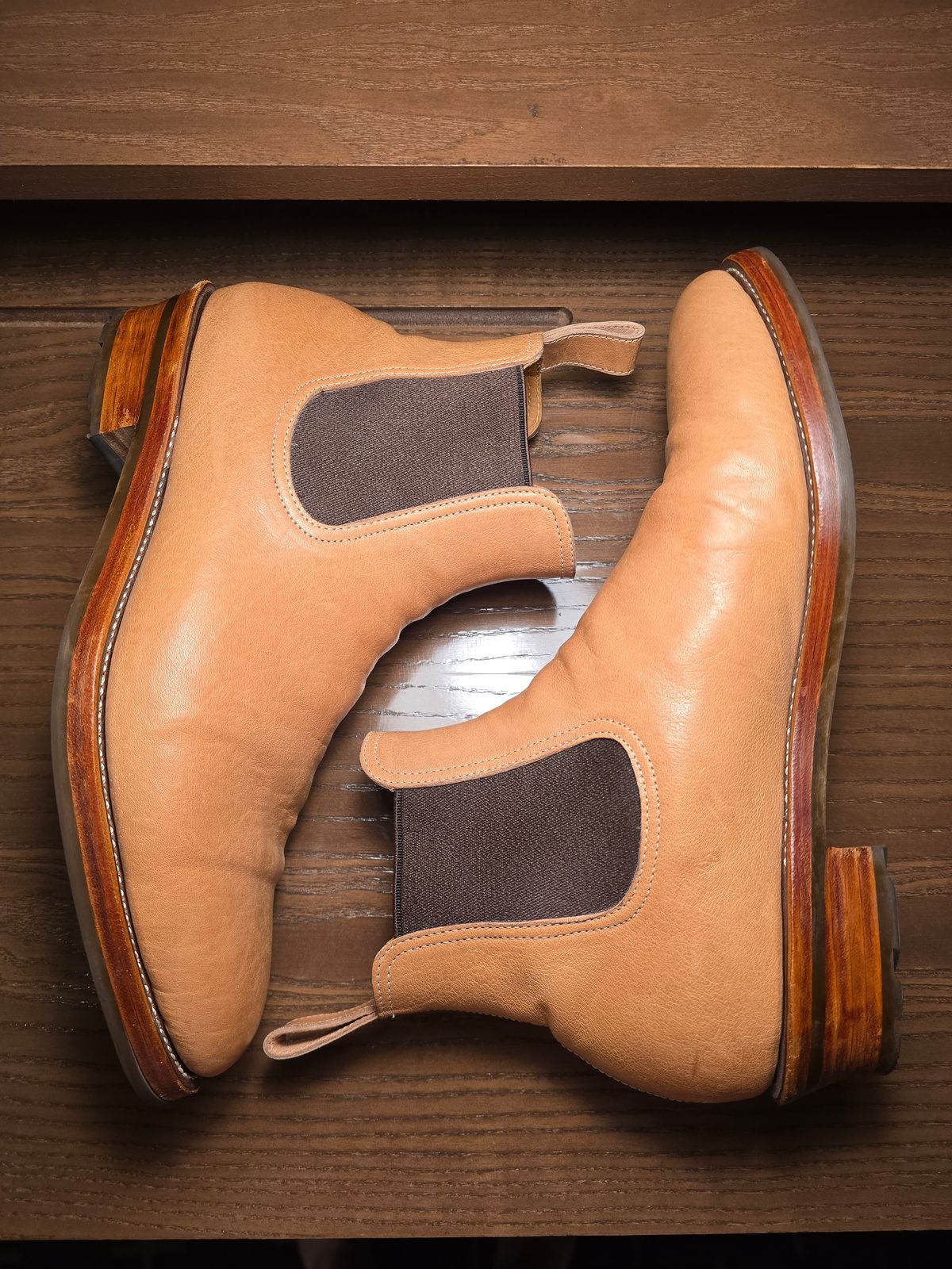 Photo by LouisvilleLeatherGuy on November 5, 2025 of the Briselblack The Seventh Chelsea Boot in Maryam Natural Kangaroo.