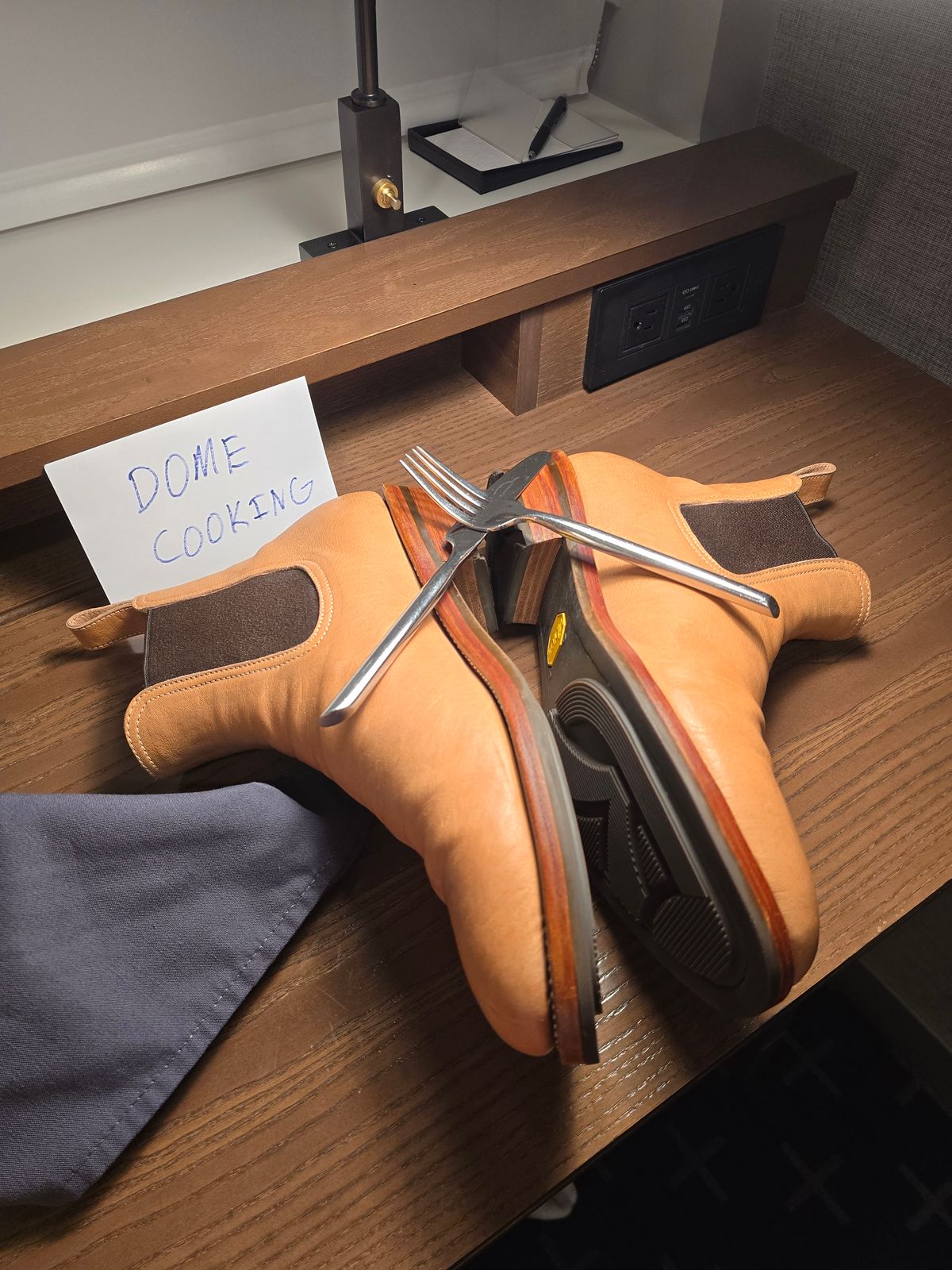 Photo by LouisvilleLeatherGuy on November 5, 2025 of the Briselblack The Seventh Chelsea Boot in Maryam Natural Kangaroo.