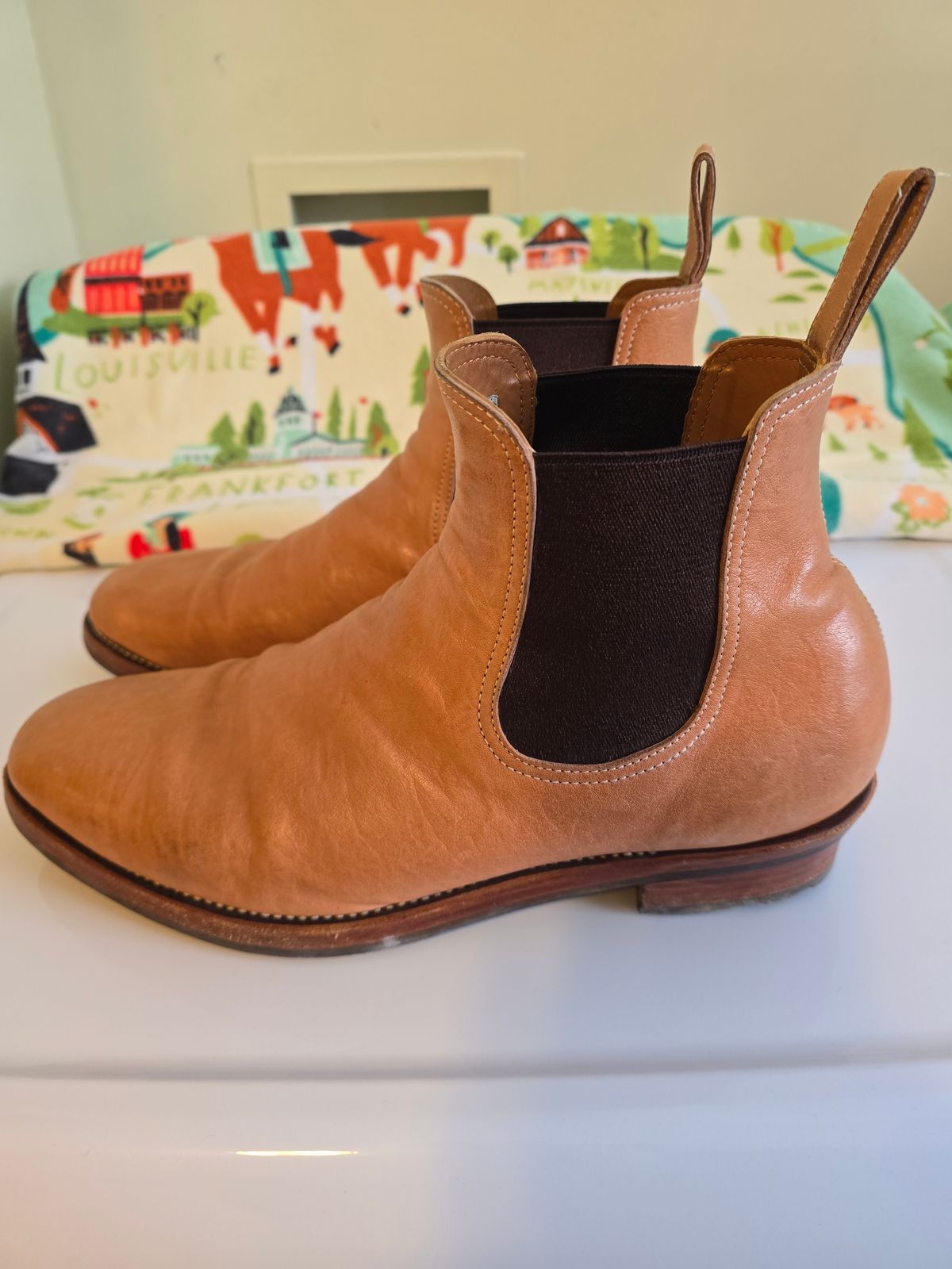 Photo by LouisvilleLeatherGuy on January 5, 2026 of the Briselblack The Seventh Chelsea Boot in Maryam Natural Kangaroo.