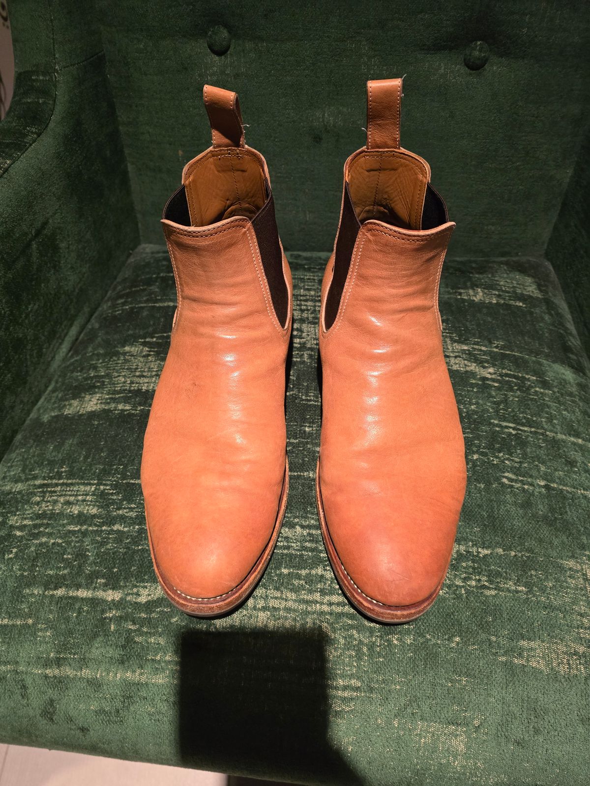 Photo by LouisvilleLeatherGuy on February 5, 2026 of the Briselblack The Seventh Chelsea Boot in Maryam Natural Kangaroo.