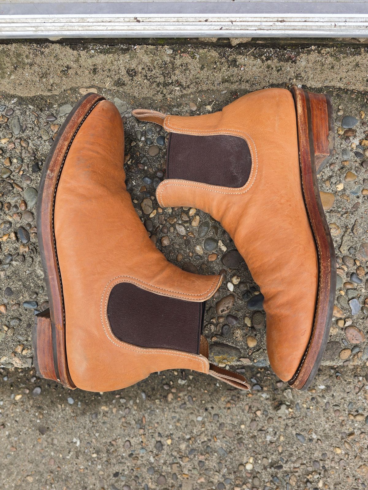 Photo by LouisvilleLeatherGuy on March 3, 2026 of the Briselblack The Seventh Chelsea Boot in Maryam Natural Kangaroo.