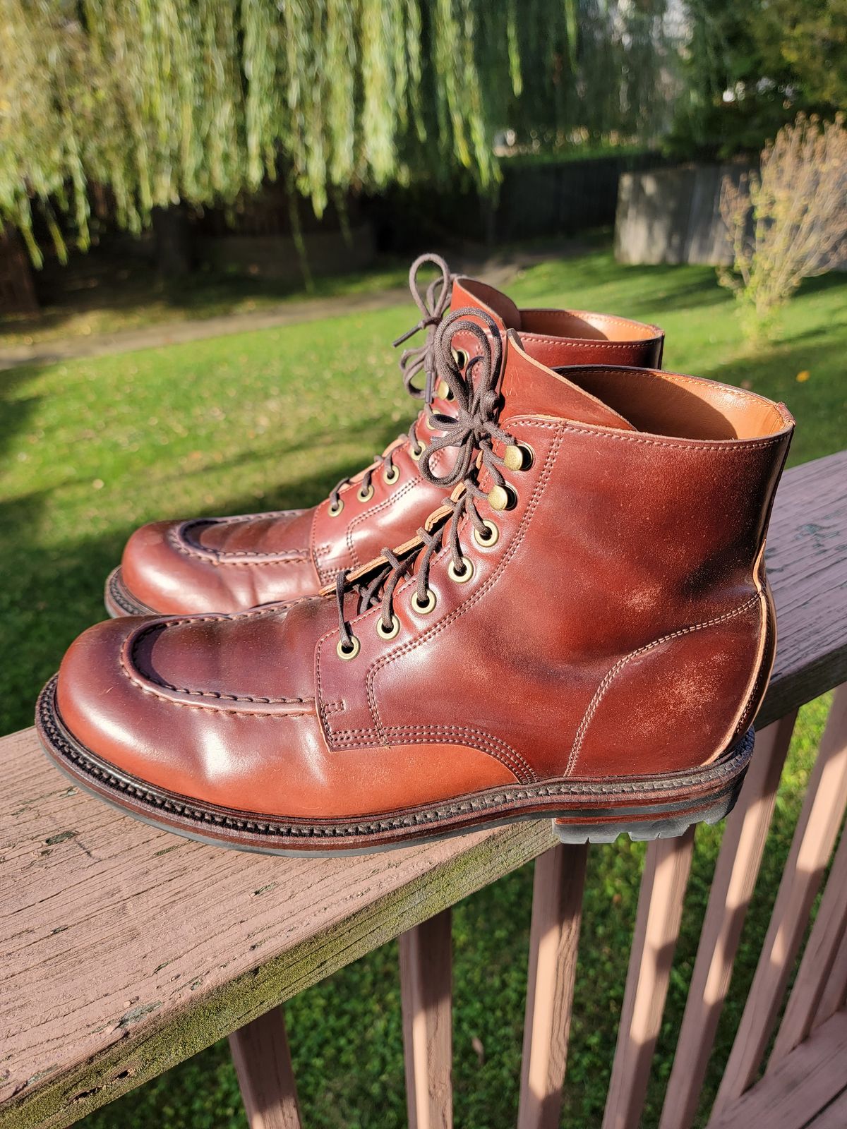 Photo by LouisvilleLeatherGuy on November 3, 2023 of the Grant Stone Brass Boot in Horween Garnet Shell Cordovan.