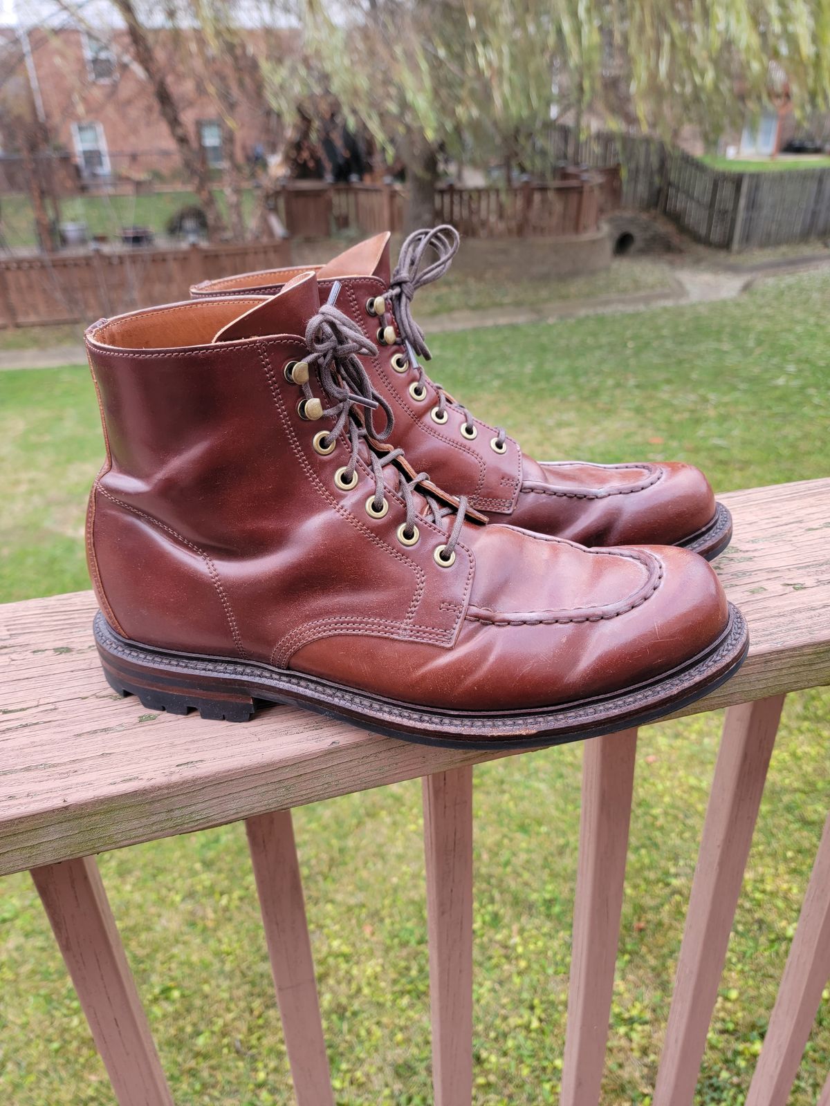 Photo by LouisvilleLeatherGuy on December 5, 2023 of the Grant Stone Brass Boot in Horween Garnet Shell Cordovan.