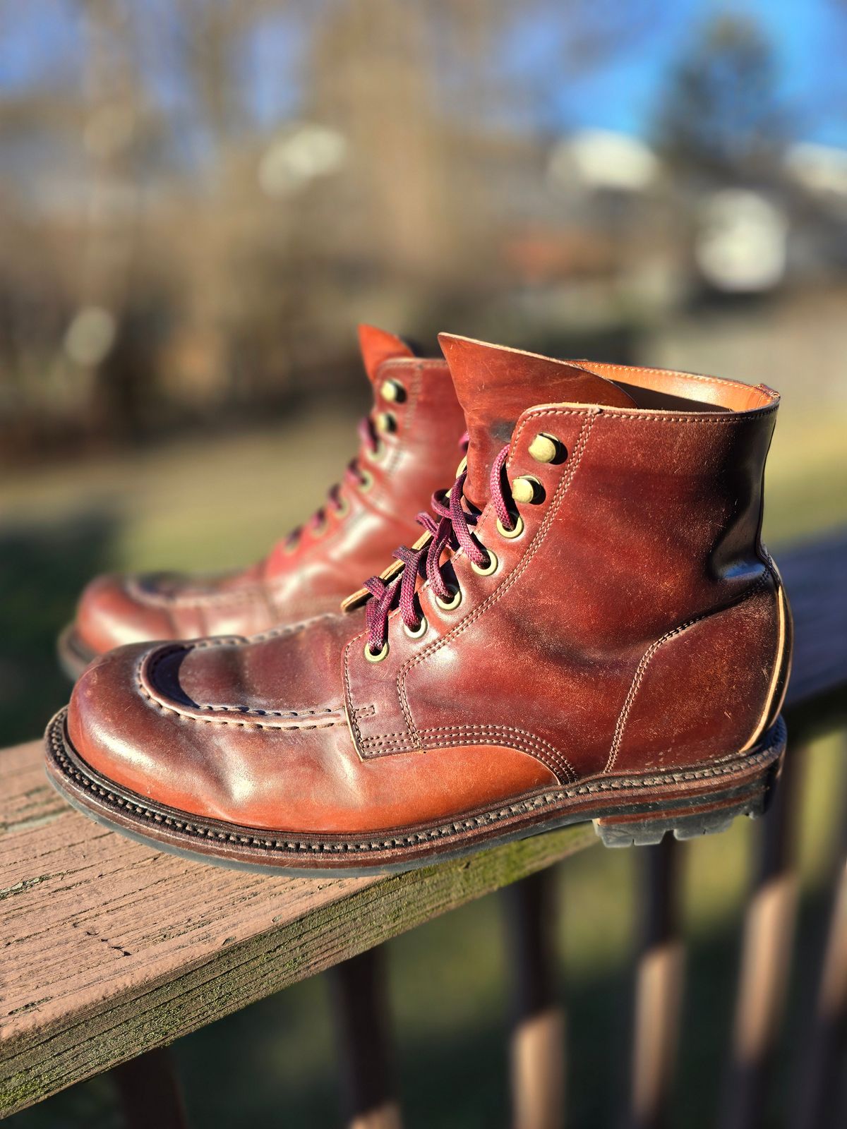 Photo by LouisvilleLeatherGuy on February 5, 2024 of the Grant Stone Brass Boot in Horween Garnet Shell Cordovan.