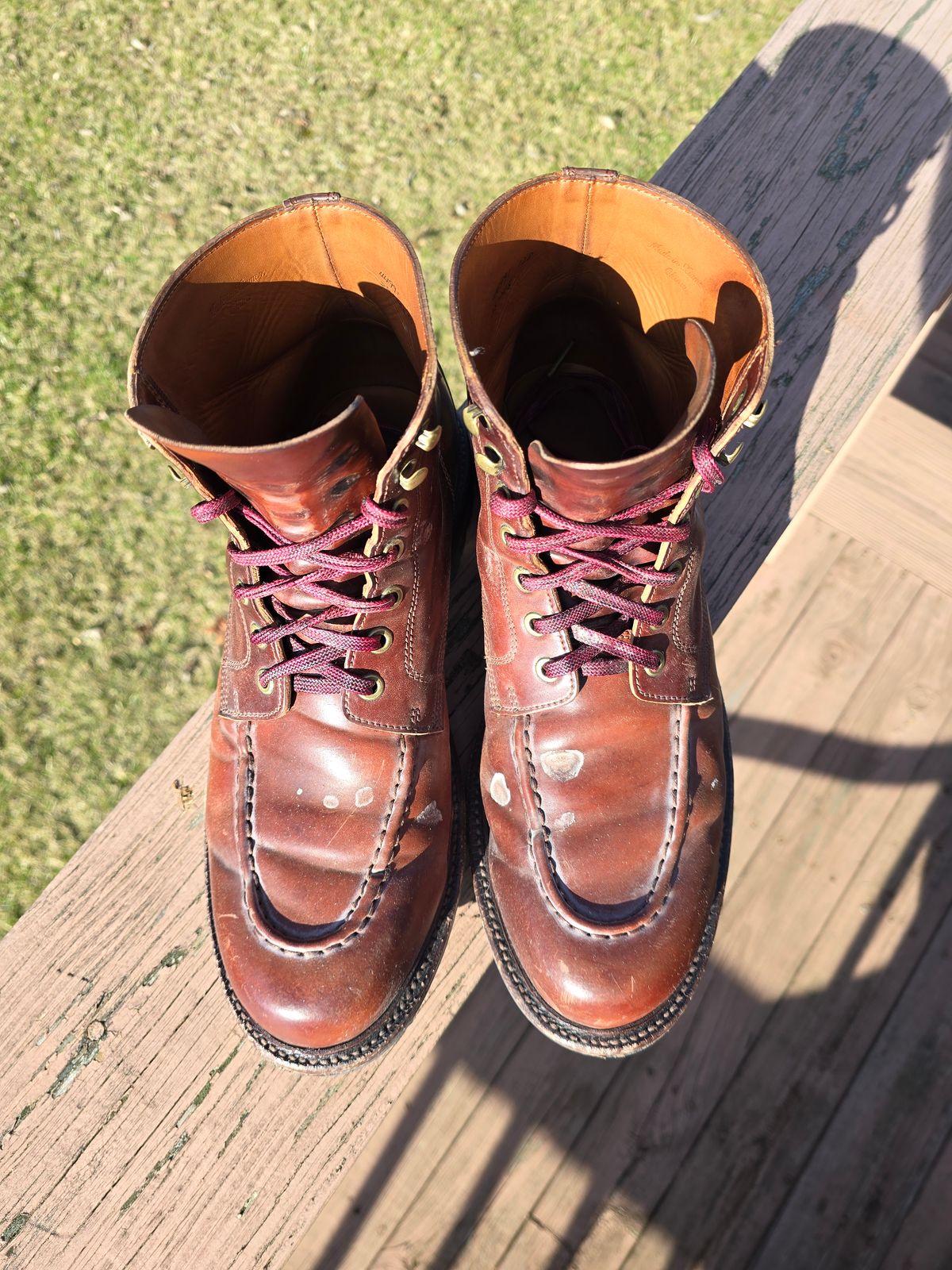 Photo by LouisvilleLeatherGuy on March 3, 2024 of the Grant Stone Brass Boot in Horween Garnet Shell Cordovan.