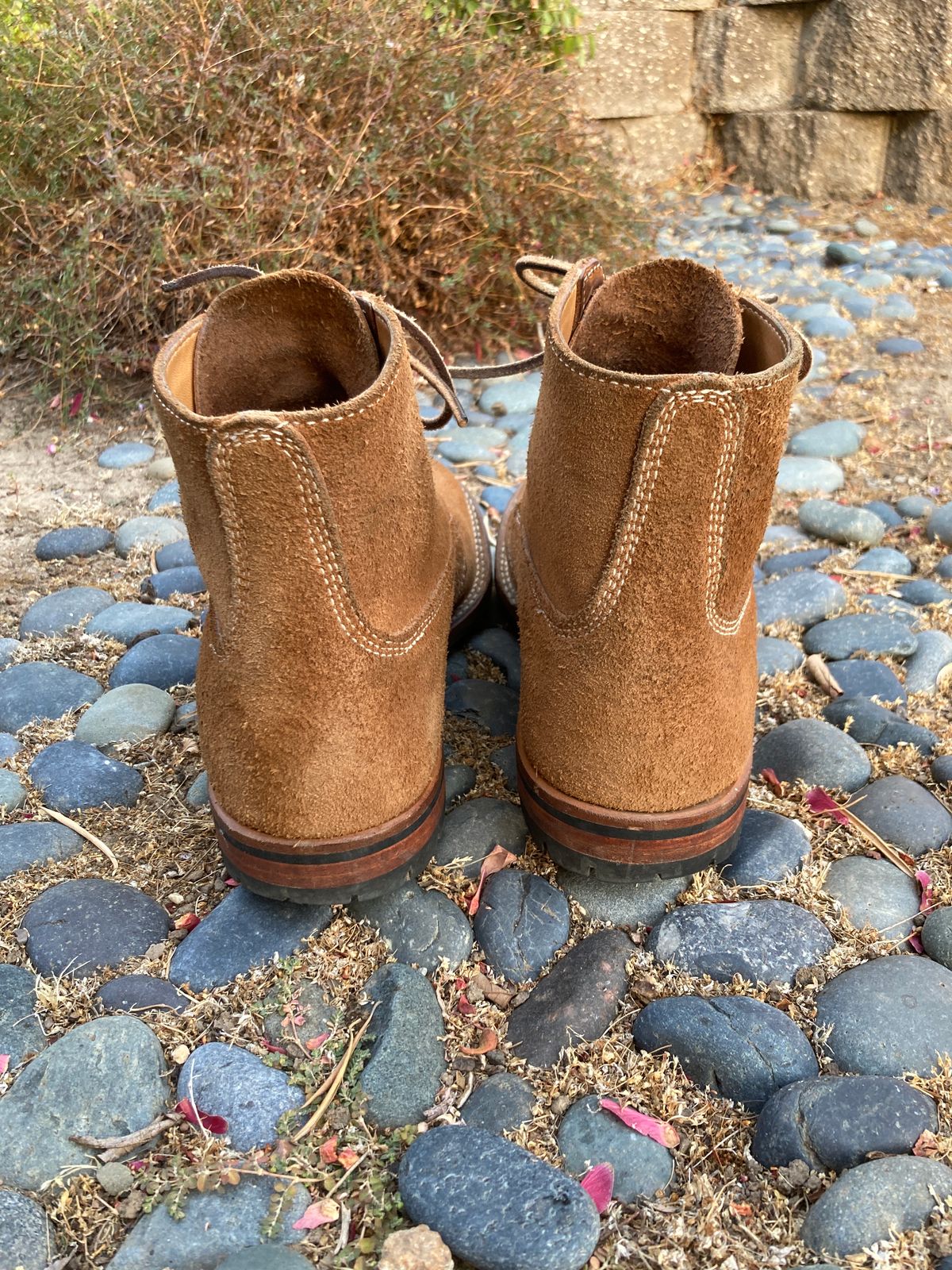 Photo by boogieshafer on September 22, 2023 of the Viberg Trench Boot in Horween Natural Chromexcel Roughout.