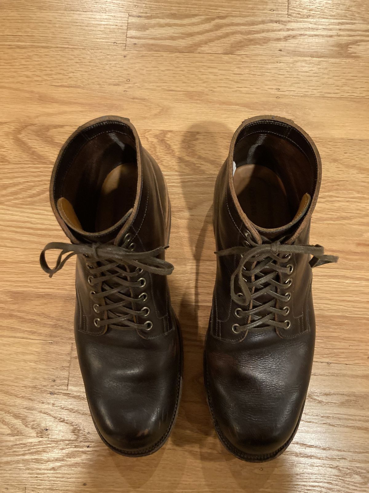 Photo by boogieshafer on March 6, 2022 of the Viberg Service Boot in Horween Brown Wooly.