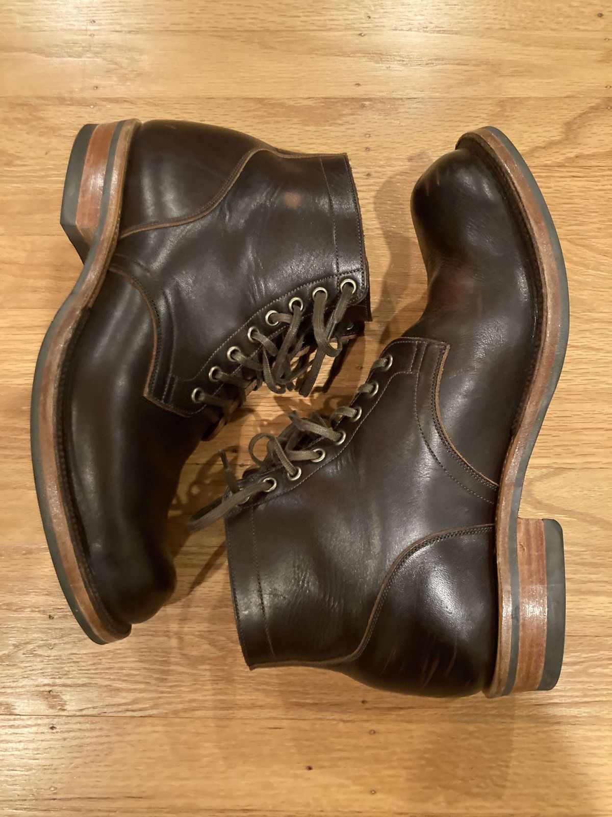 Photo by boogieshafer on April 6, 2022 of the Viberg Service Boot in Horween Brown Wooly.