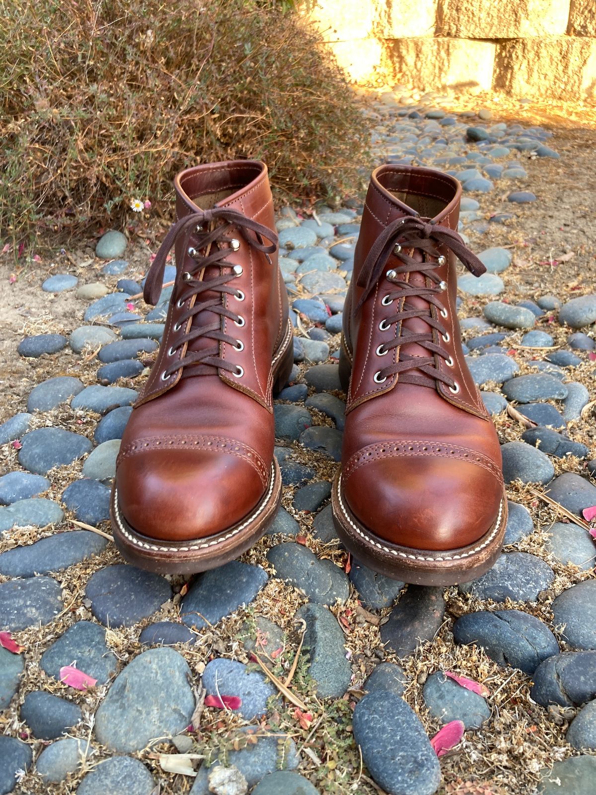 Photo by boogieshafer on September 24, 2023 of the John Lofgren Combat Boots in Horween Timber Chromexcel.