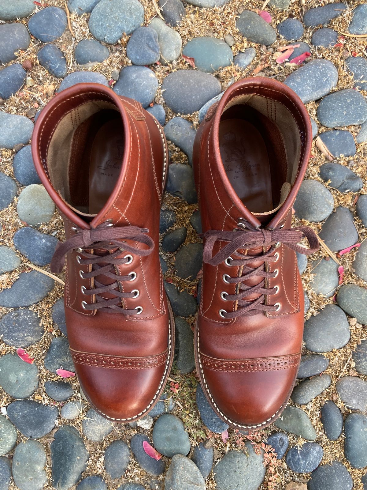 Photo by boogieshafer on September 24, 2023 of the John Lofgren Combat Boots in Horween Timber Chromexcel.