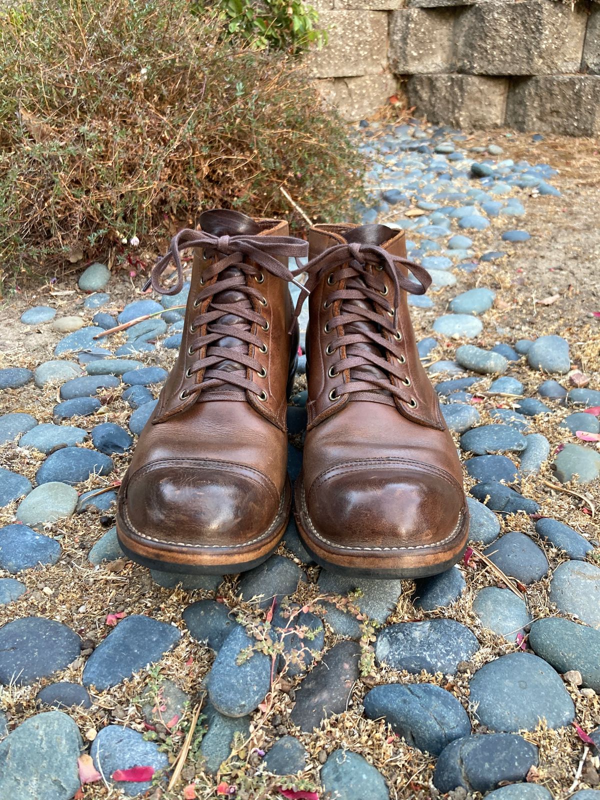 Photo by boogieshafer on September 18, 2023 of the Viberg Service Boot PCT in Horween Natural Chromexcel.