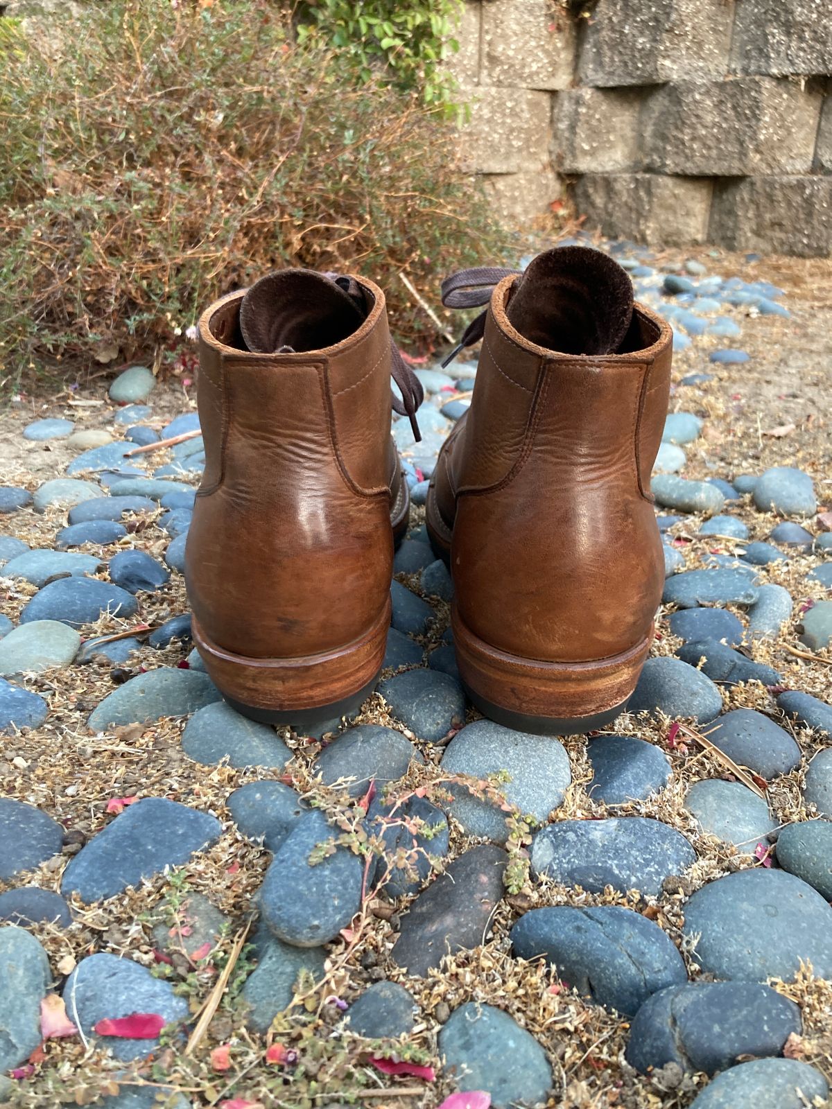 Photo by boogieshafer on September 18, 2023 of the Viberg Service Boot PCT in Horween Natural Chromexcel.